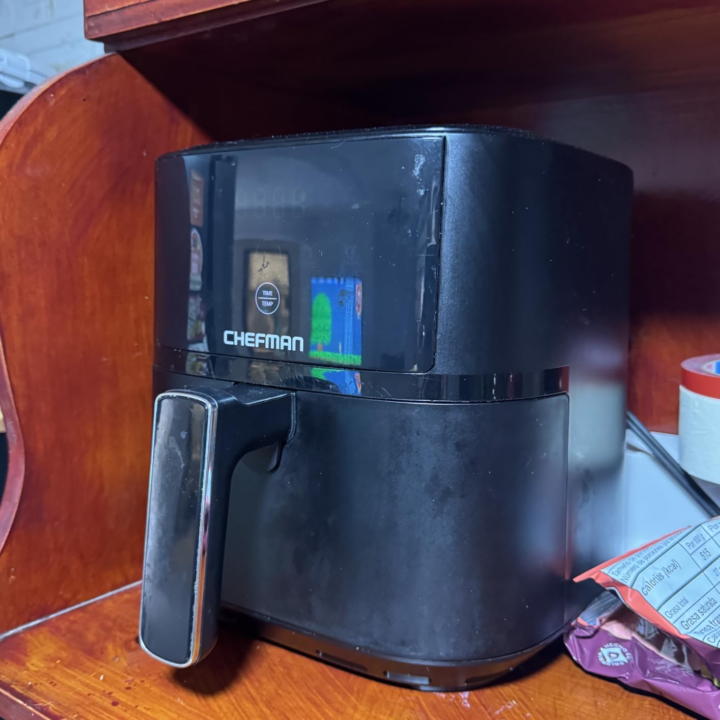 Chefman Air Fryer – 4 QT Compact Airfryer for Quick & Easy Meals in Minutes, Features Hi-Fry Technology for Extra Crisp, Touchscreen Controls with 4 Presets, Nonstick & Dishwasher Safe Basket - Black customer photo 1