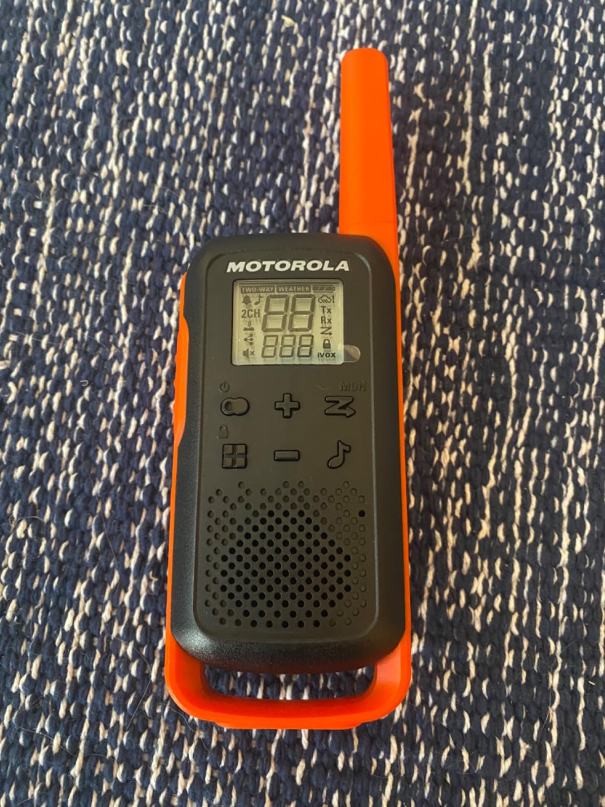 Motorola Talkabout T275 Two-Way Radios (2-Pack) - 25 Mile Range, Rechargeable, Outdoor Walkie Talkie, NOAA Weather Alerts, VOX, Earpieces & Case - Survival Ready for Bug Out Bags & Emergency Prep customer photo 2