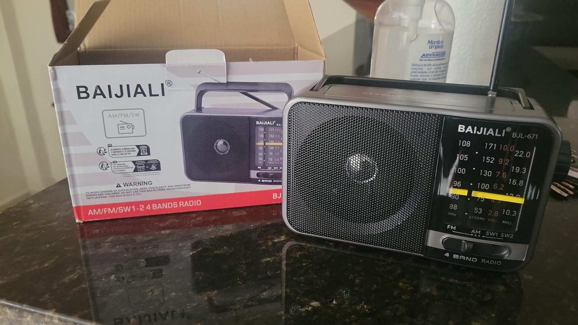 Portable AM/FM Transistor Radio with Loud Speaker, Battery or USB Powered | Compact Emergency Radio for Indoor, Outdoor, Travel & Storms (Model BJL-671) customer photo 1