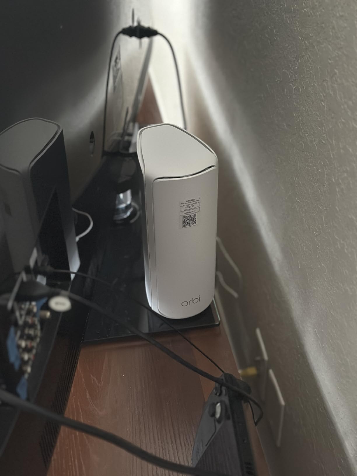 NETGEAR Orbi 770 Series Tri-Band WiFi 7 Mesh Network System (RBE773) - Router + 2 Satellite Extenders, Security Features, Up to 11Gbps, Covers up to 8,000 sq. ft., 100 Devices, 2.5 Gig Internet Port customer photo 1