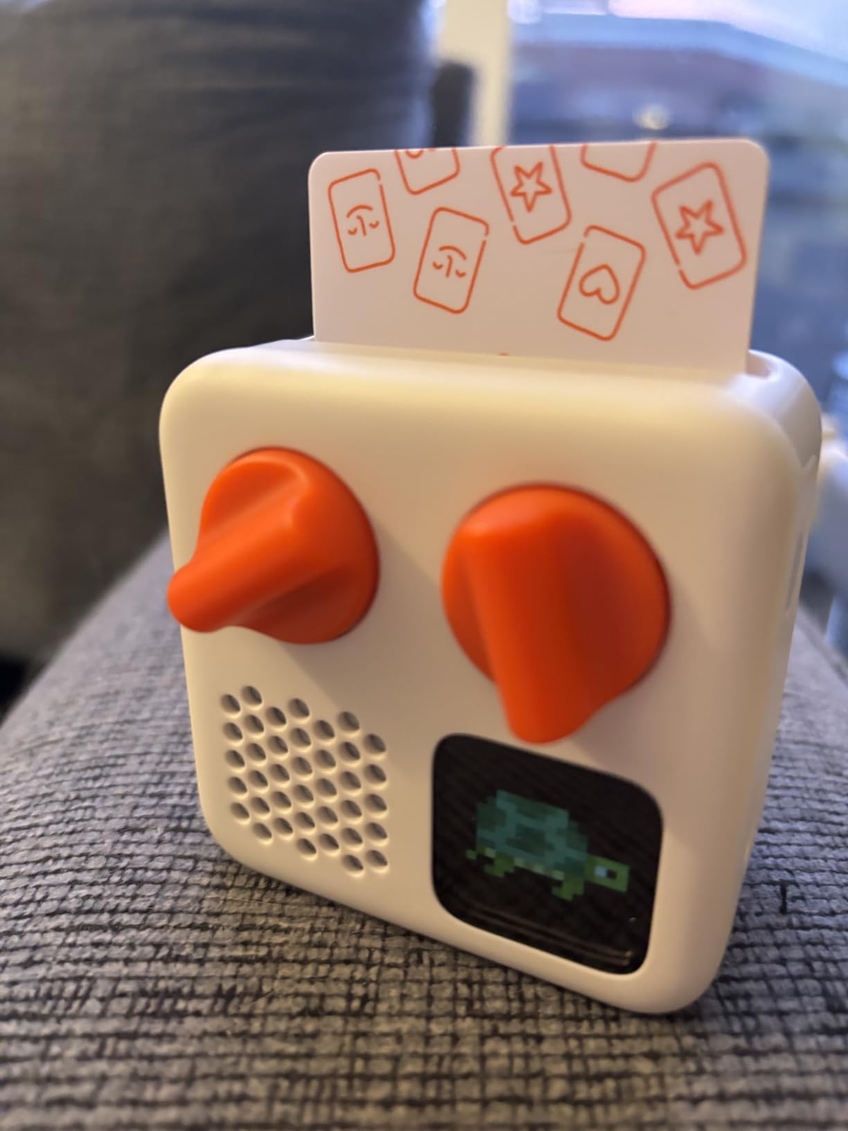 Yoto Mini (2024 Edition) - Kids Travel Audio Player, Screen-Free, Ages 3-12 customer photo 1