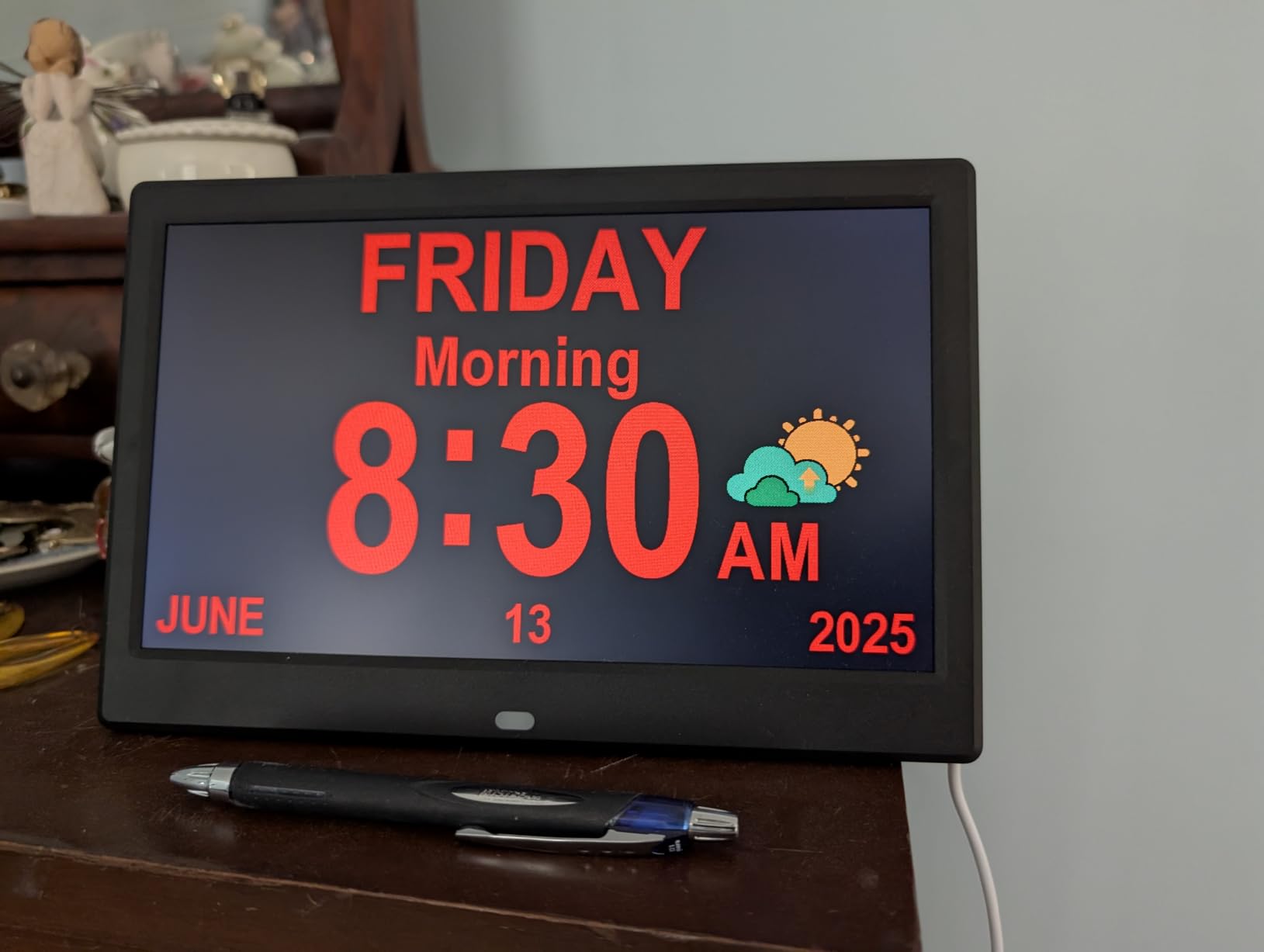 Extra Large Impaired Vision Digital Alarm Clock with Day and Time for Elderly DST Calendar Clock No Battery Plug-in Power Outage Memory Auto Dimmable Clock (10.1 Inch Black) customer photo 2