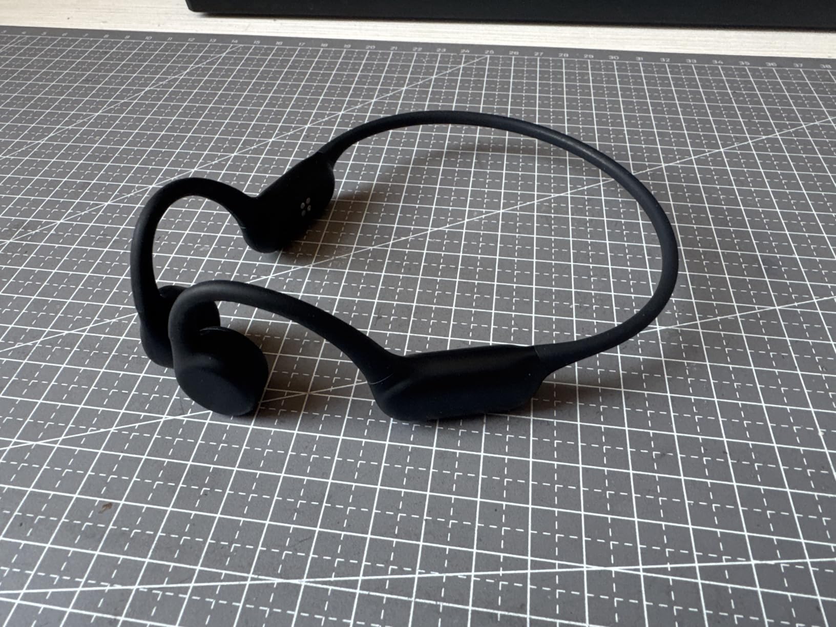 PSIER Bone Conduction Headphones, IPX8 Waterproof Swimming Headphones | Open Ear Earbuds with 32GB Memory, Switch to MP3 Mode Underwater, AI Music Generation, 8H Playtime Bluetooth 6.0 for Running customer photo 2