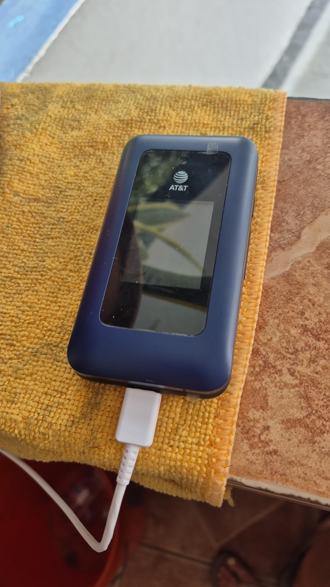 AT&T Cingular Flex 2 Smart Flip, 4GB, Unlocked Phone (Classic Navy) customer photo 2