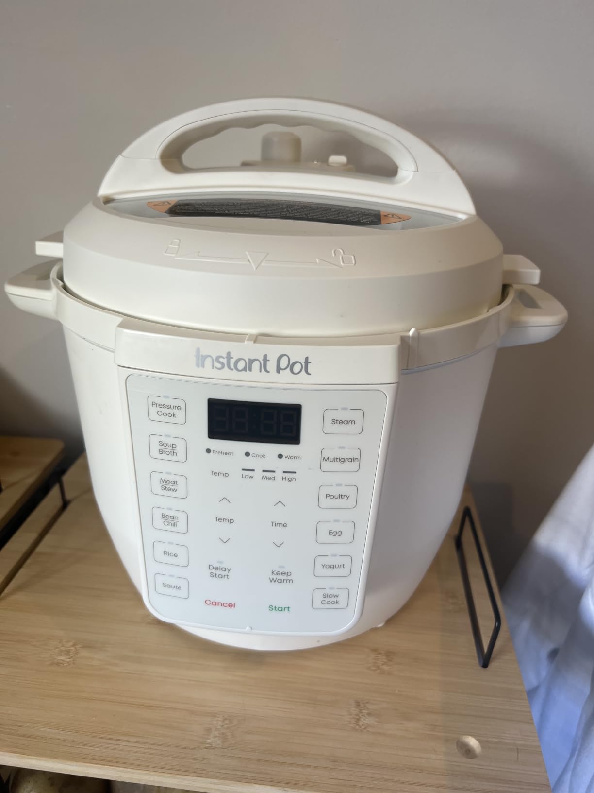 Instant Pot 4QT RIO Mini 7-in-1 Multi-Cooker, Pressure Cooker, Slow cook, Sauté, Steam, Rice Maker, Yogurt, & Warmer, Black customer photo 1