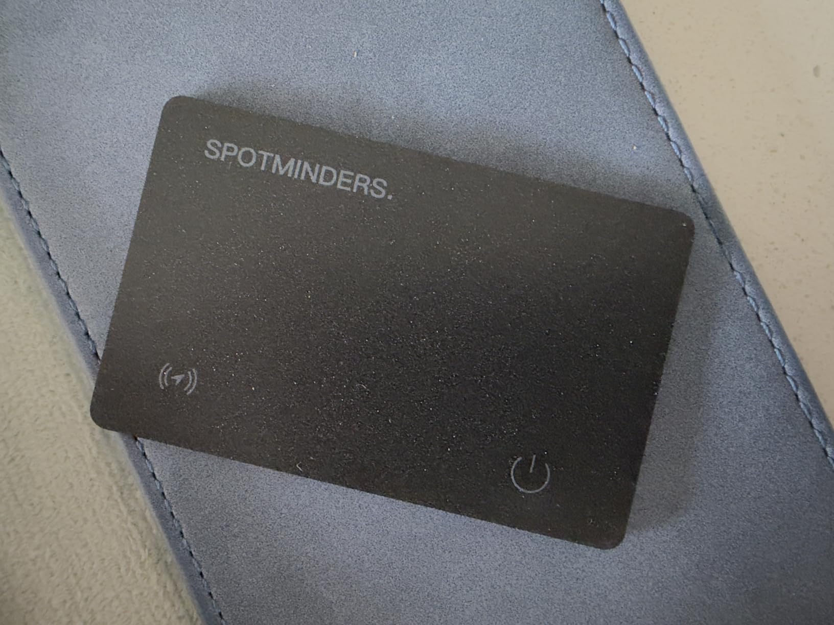 SPOTMINDERS Apple MFi Certified Wallet Tracking Card 4-Pack - Works with Apple Find My, IP68 Waterproof customer photo 2