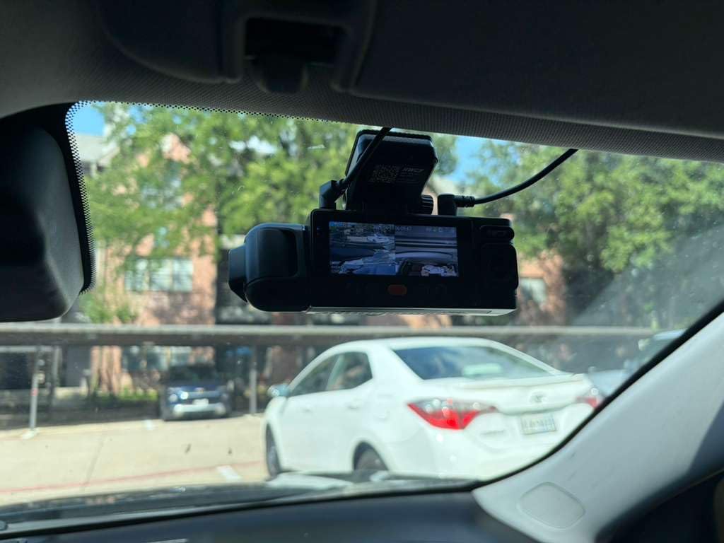 IIWEY N6 360° Dash Cam 4 Channel, 5.8G WiFi-6 (up to 20MB/s) with App, Free 128GB Card, FHD Front & Rear Inside Dash Cam for Car, 8 IR Lights Night Vision, GPS, 24/7 Parking Mode, G-Sensor customer photo 2