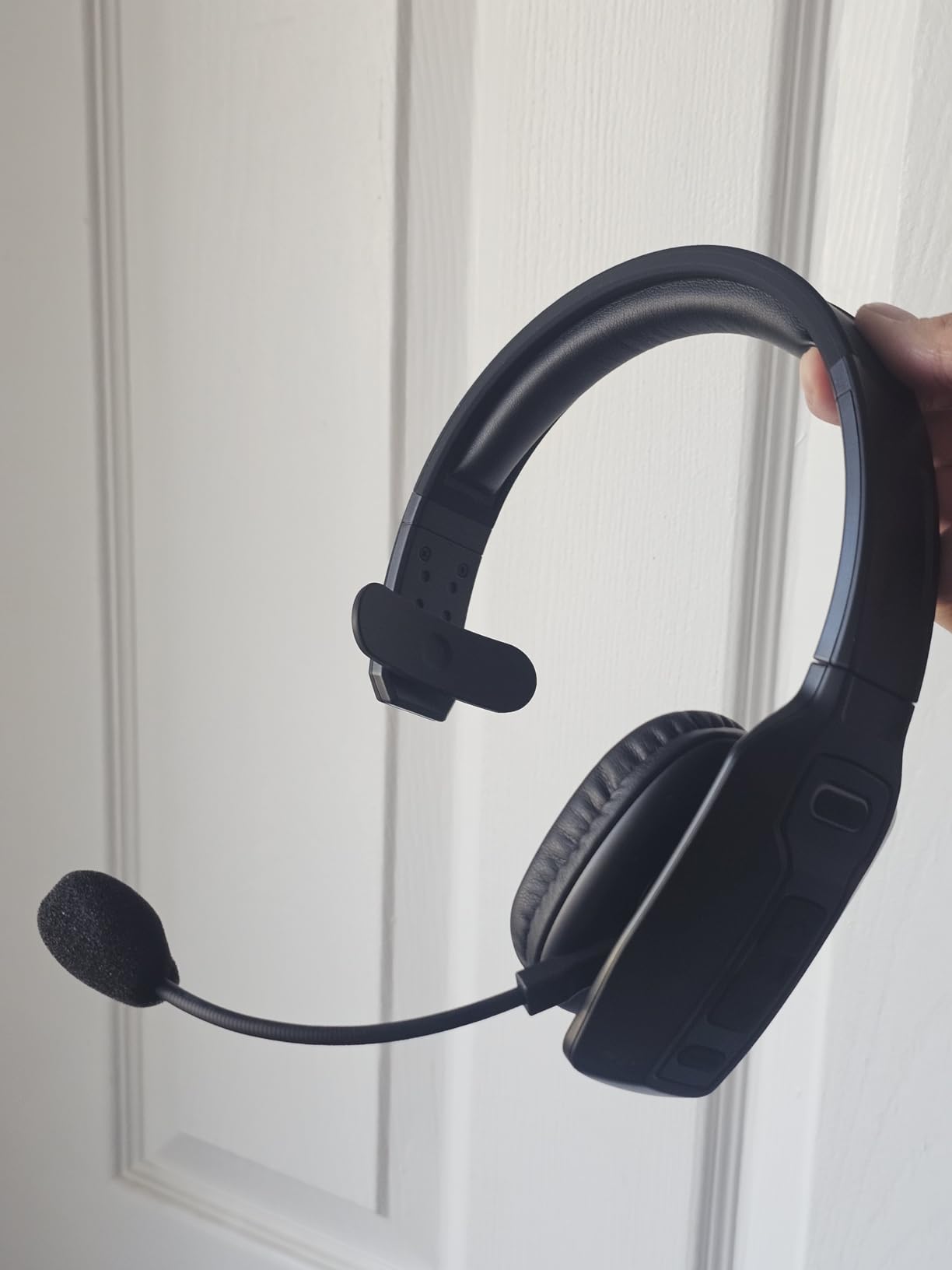 Philips Trucker Bluetooth Headset with Mic, Wireless Trucker Headset with AI Noise-Canceling Microphone & Instant Mute Button, Reliable Long Battery Life, Headphones for Drivers, Office, Call Centers customer photo 2
