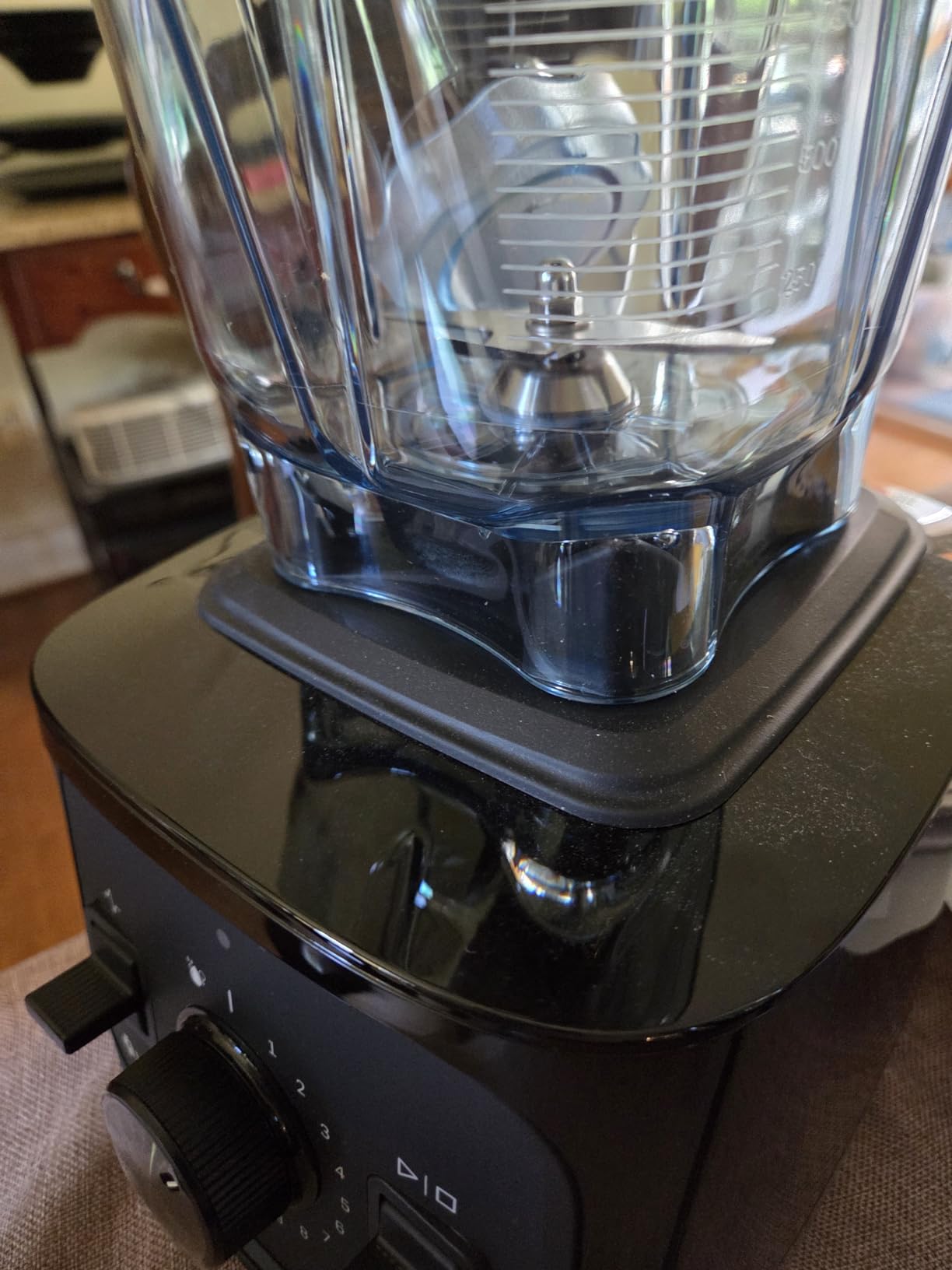 VX1 Professional-Grade Blender, 64 oz. Container, Black | Kitchen Appliance for Smoothies, Soups and More, Pulse, Variable Speed, Self-Cleaning Program customer photo 2