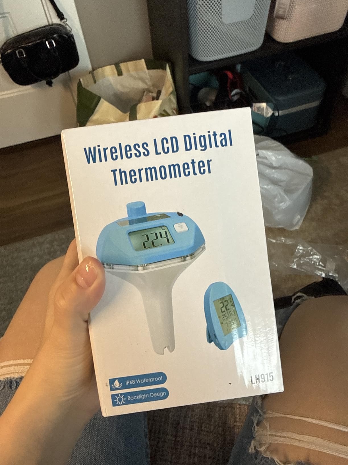 FirstE Solar Powered Wireless Pool Thermometer with Large Backlit Display | Dual Digital Screen for Night Easy Read, 650FT Transmission Distance, IP68 Floating Temperature Gauge for Pool, Hot Tub, Spa customer photo 2