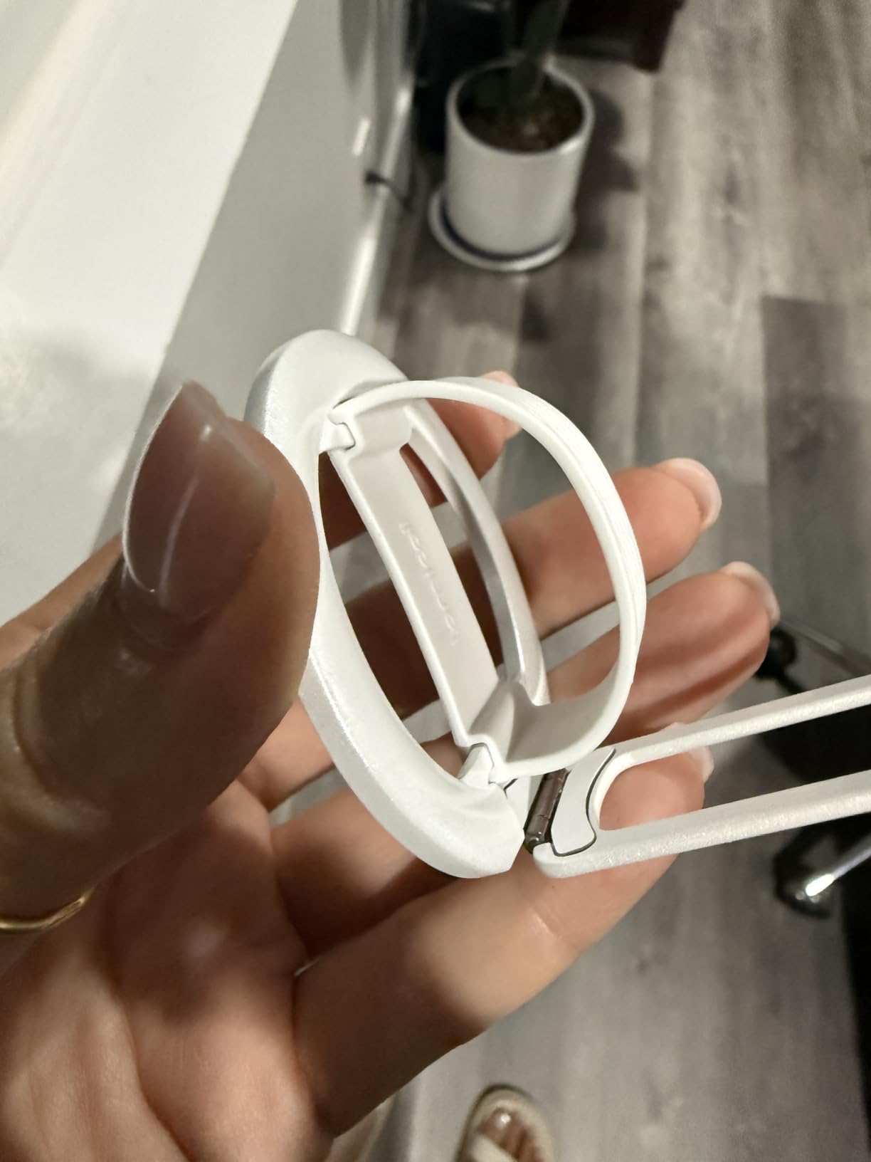 Lamicall Magnetic Phone Grip for MagSafe - Ultra Soft Finger Silicone Loop | Zinc Alloy Vertical Stand Kickstand, Magnet Cell Phone Ring Holder Accessories for iPhone 17/16/15/14/13/12 Series & Androids customer photo 2