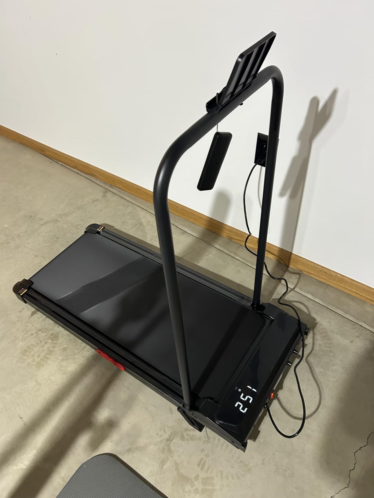 Portable Walking Pad Treadmill with Incline and Handle Bar for Home 3.0HP Mini Walking Pad with Handle Bar, 0.6-7.6MPH Treadmill for Small Spaces, 350LBS Treadmills with Handles customer photo 1