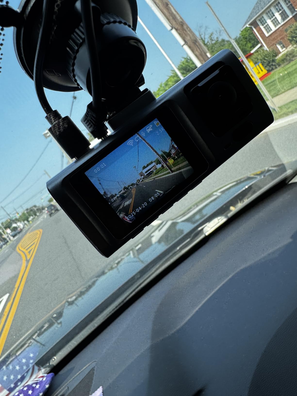 3 Channel Dash Cam Front and Rear Inside, 2.5K Front Cabin Recorder with Super Night Vision, WiFi App Control, Loop Recording, G-Sensor, 24H Parking Mode Dash Camera for Commuters & Family SUV customer photo 1