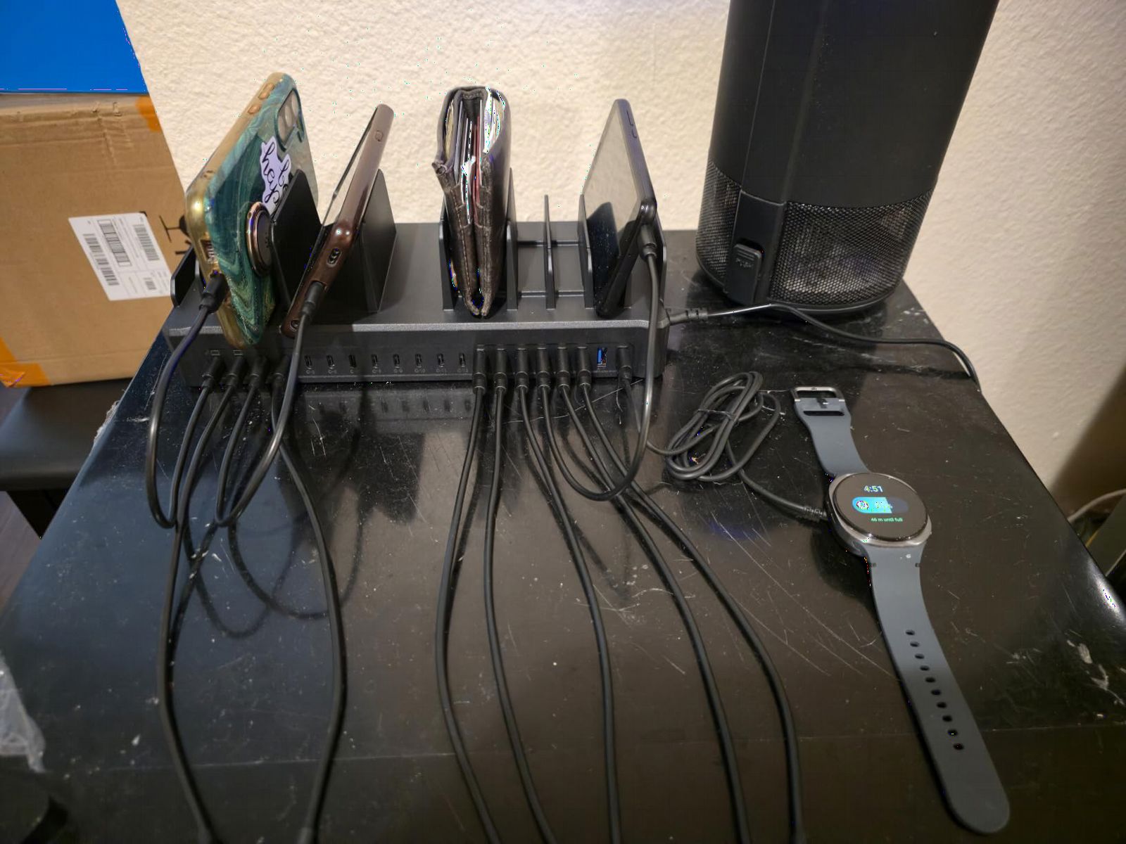 20-Port 600W Charging Station for Multiple Devices with 10 Cables | GaN5 Dual 65W Multi-device Charging Dock, Fast Charger Station for Laptop Macbooks iPhone Samsung Galaxy Android Tablet customer photo 1