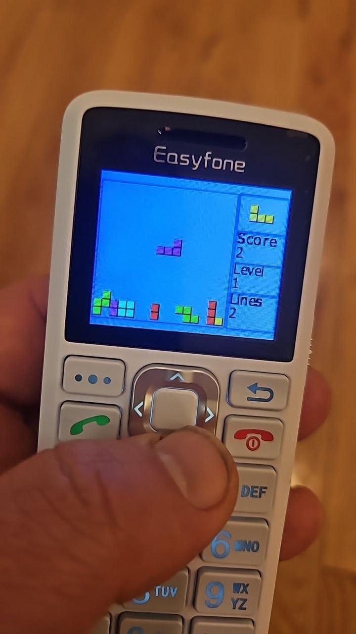 Easyfone T200 4G Unlocked Feature Cell Phone, Easy-to-Use Clear Sound Basic Dumb Mobile Phone with FM Radio, Flashlight, SOS Button, Bluetooth, Mini-Games customer photo 1