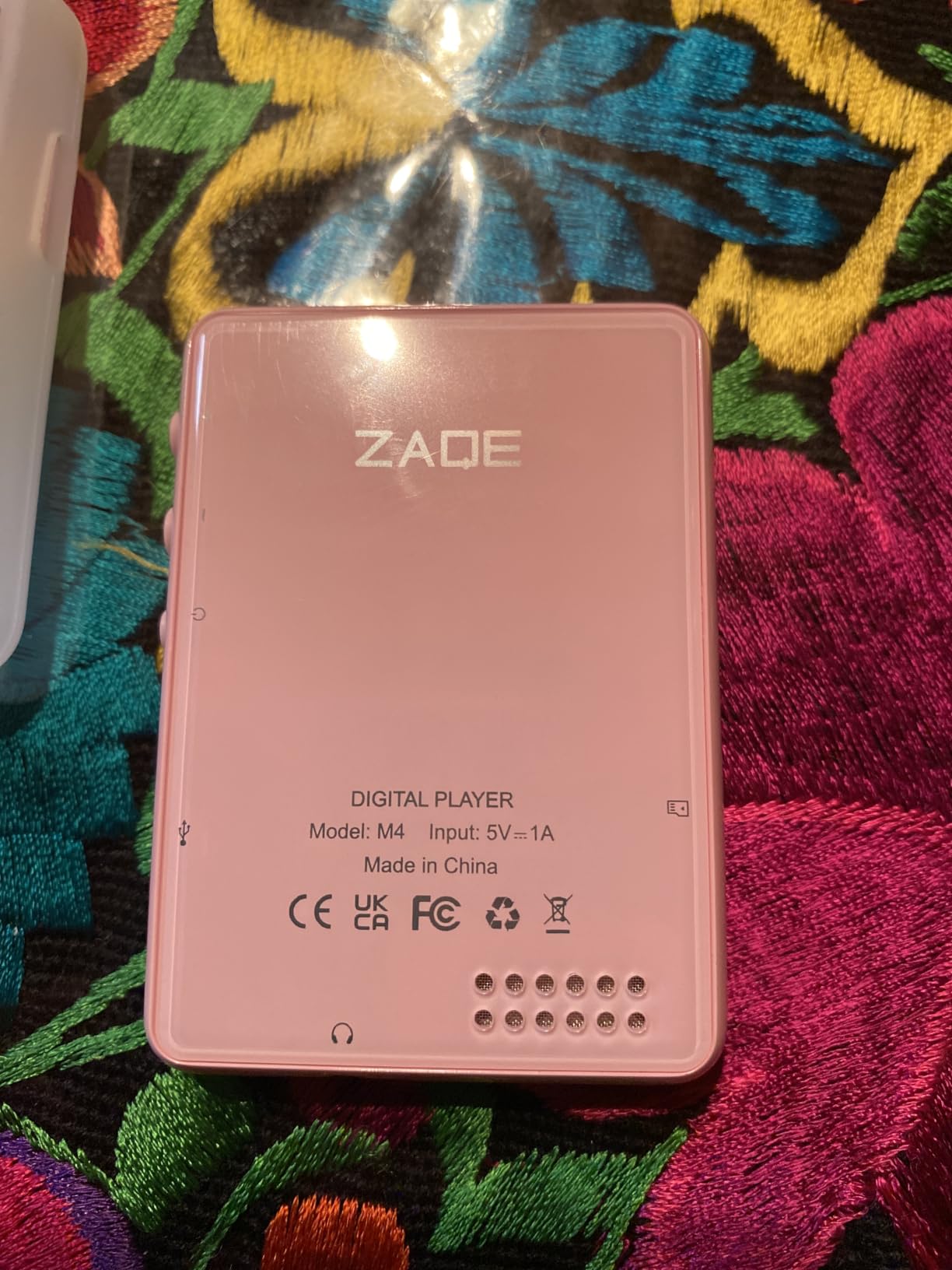 MP3 Player with Bluetooth and WiFi, ZAQE 80GB Storage & Android OS, 4