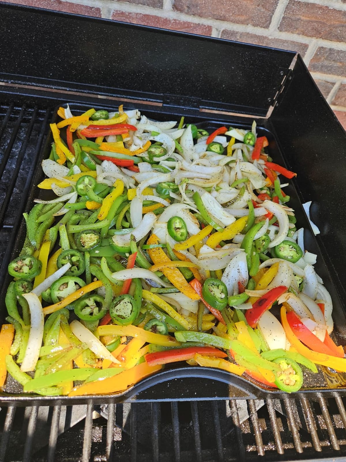 Camp Chef Cast Iron Griddle - 14 x 16, Non-Stick Grill/Griddle Sides customer photo 2