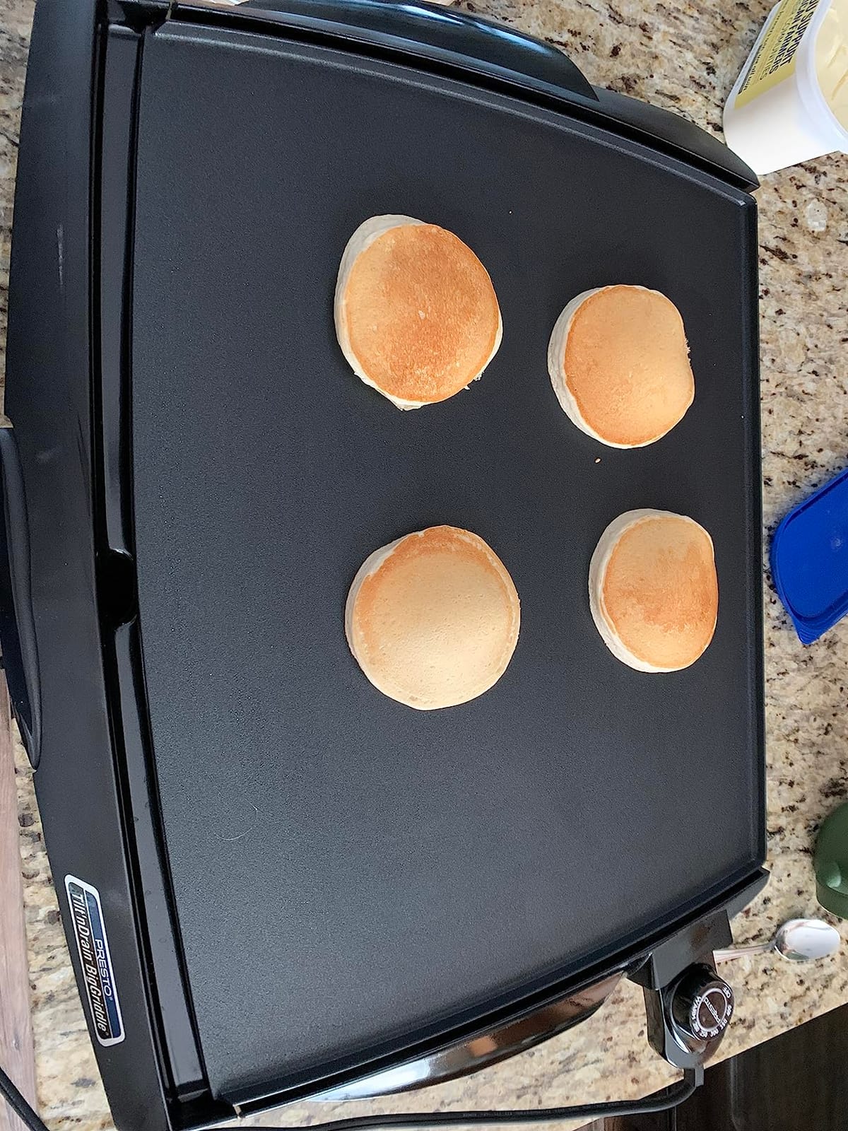 Presto 07046 Tilt 'n Drain Big Griddle Cool-Touch Electric Griddle customer photo 1