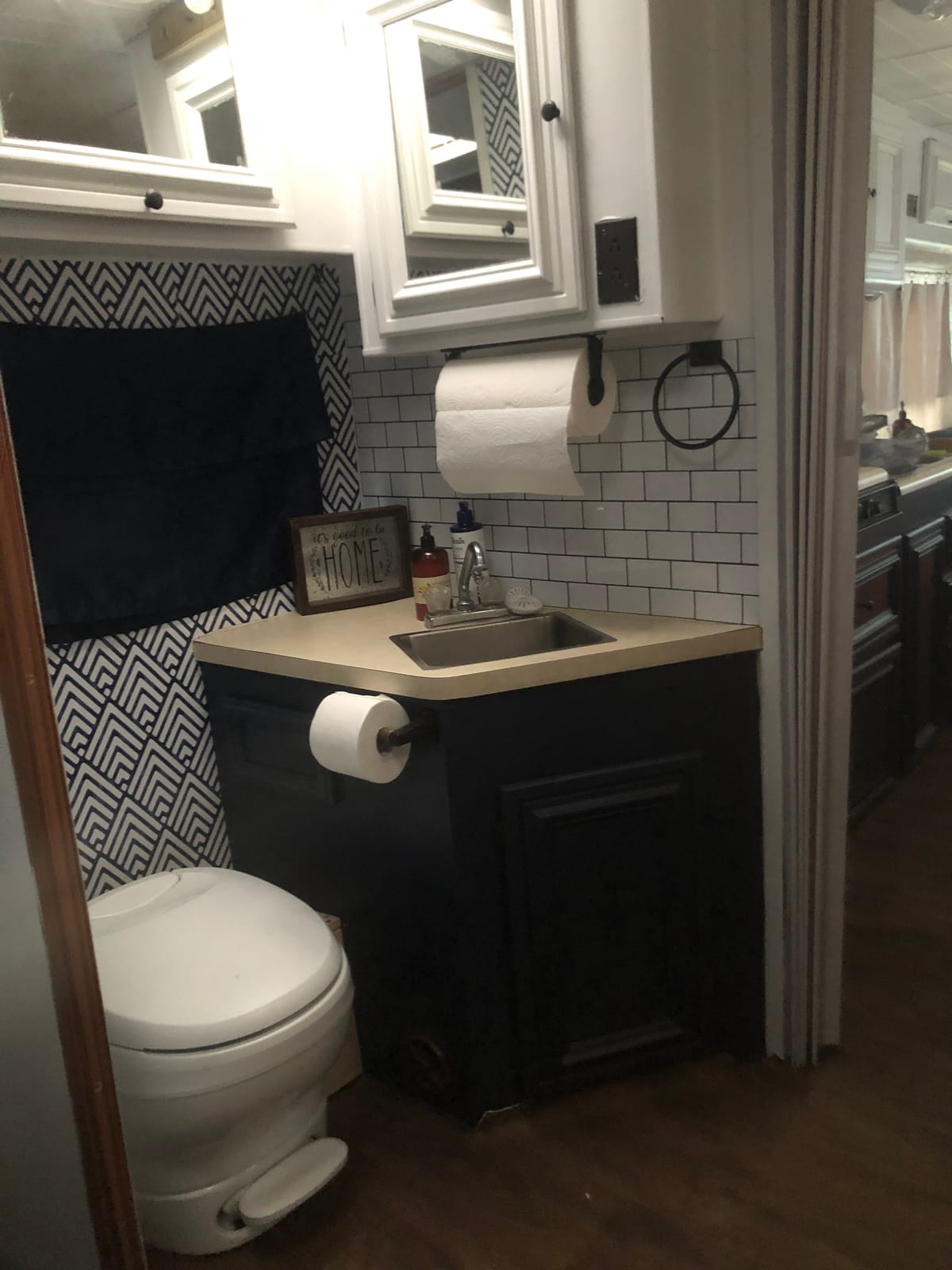 Thetford Aqua Magic Bravura RV Toilet - High Profile - Plastic White Color 31084 customer photo 2
