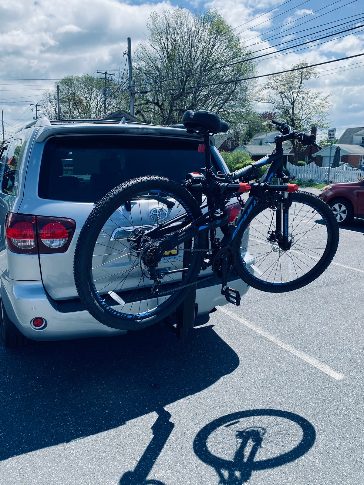 Yakima DoubleDown 4 Hitch Mount Bike Rack for Car, SUV & Truck customer photo 1