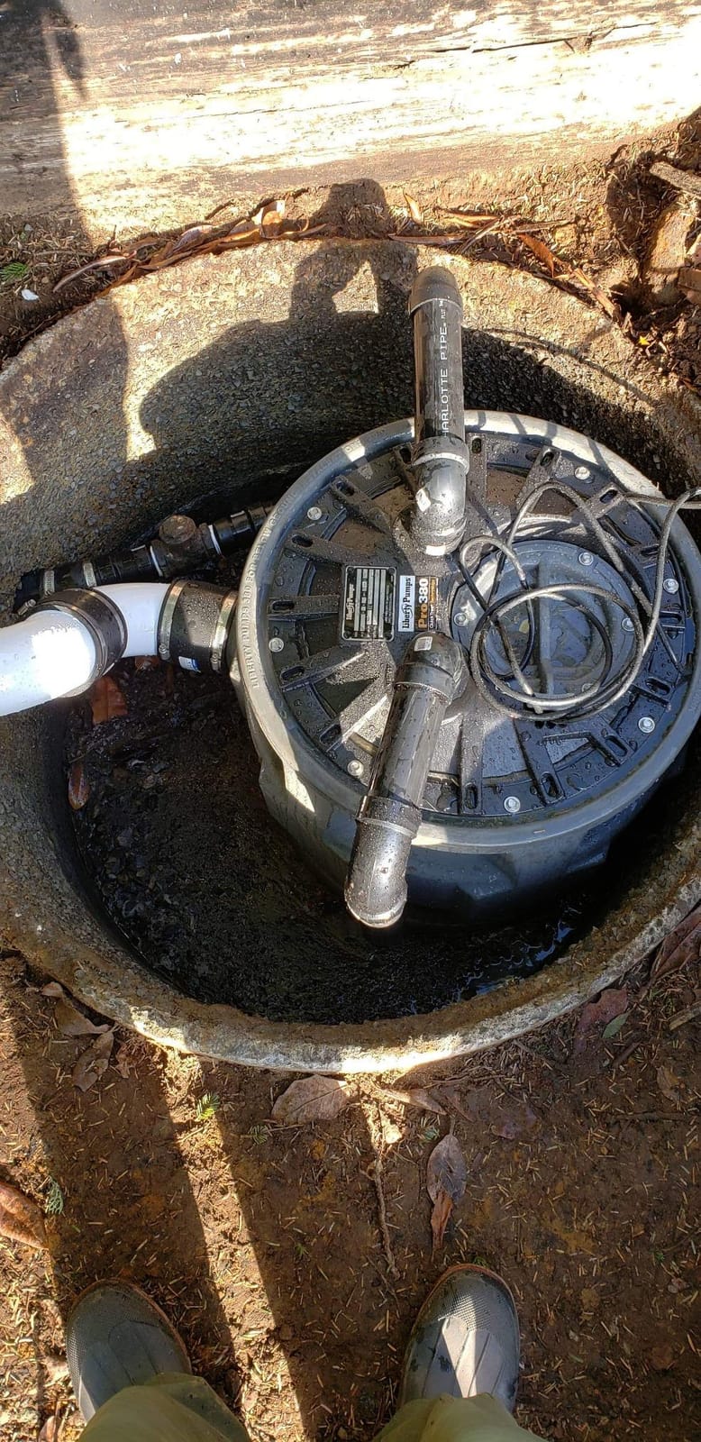 Liberty Pumps P382LE41 4/10-Horse Power 24 by 24-Inch Pro380 Series Simplex Sewage System customer photo 2