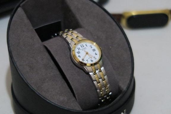 CITIZEN Ladies' Eco-Drive Classic 26mm Stainless Steel EW1544-53A customer photo 1