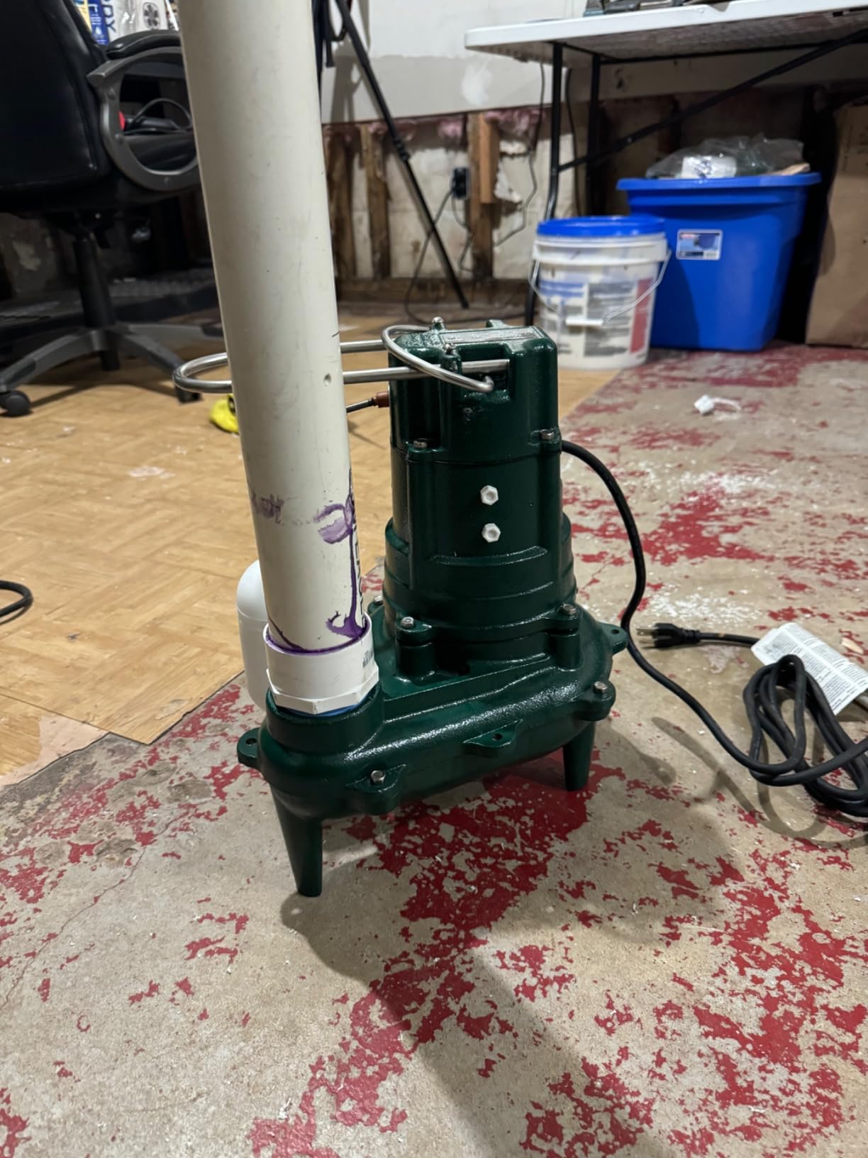 Zoeller Waste-Mate 267-0001 Sewage Pump, 1/2 HP Automatic – Heavy-Duty Submersible Sewage, Effluent or Dewatering Pump customer photo 1