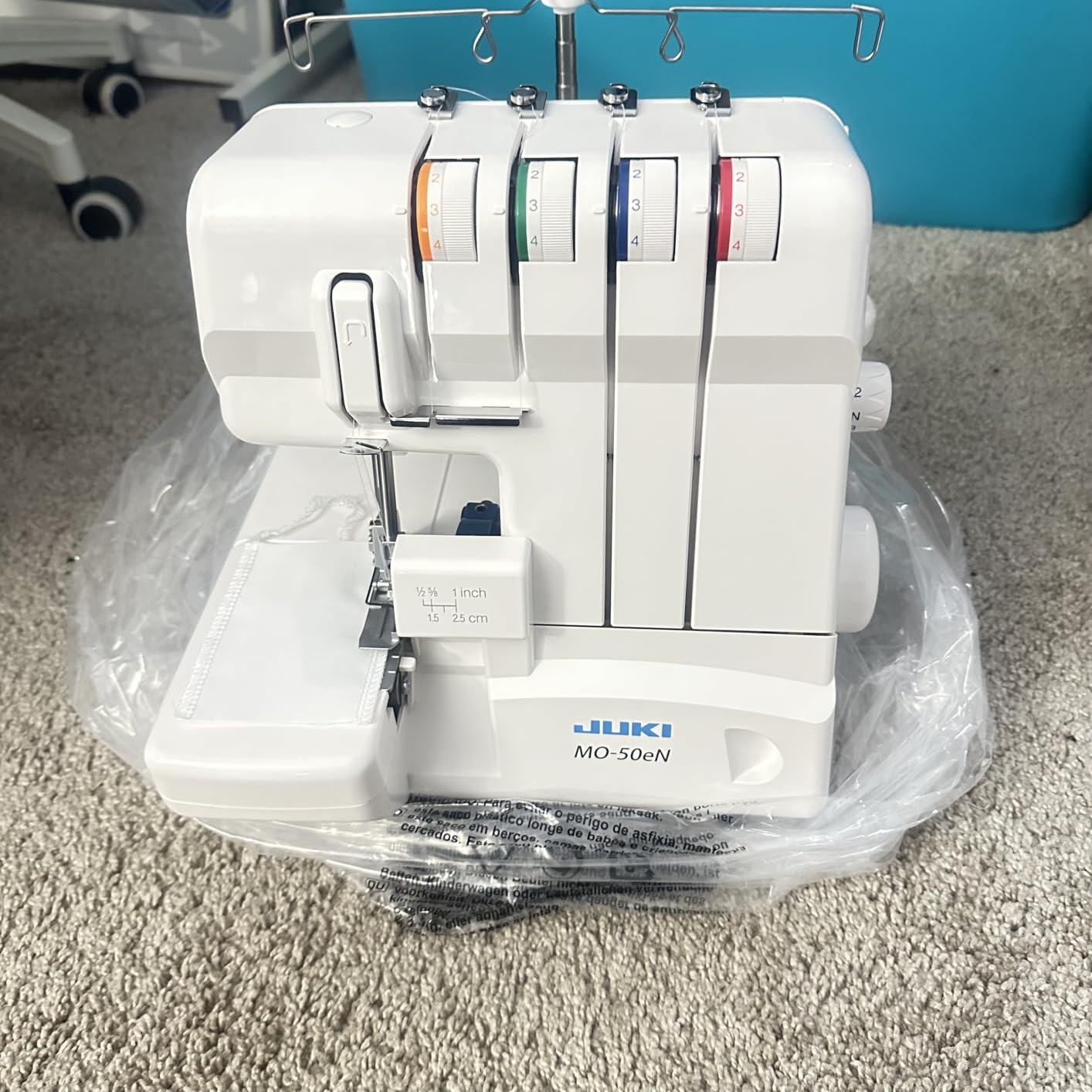 Juki, MO-50E, 3 or 4 Thread Serger, Lay In Tensions, Adjustable Differential Feed, Built In Rolled Hem, Automatic Lower Looper Threader, Retractable Upper Knife (MO-50E/UL) customer photo 1