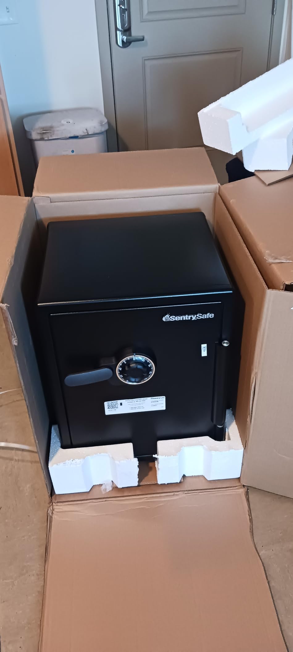SentrySafe Fireproof Waterproof Safe Dial Comboination 1.23 Cu Ft SFW123DSB customer photo 1