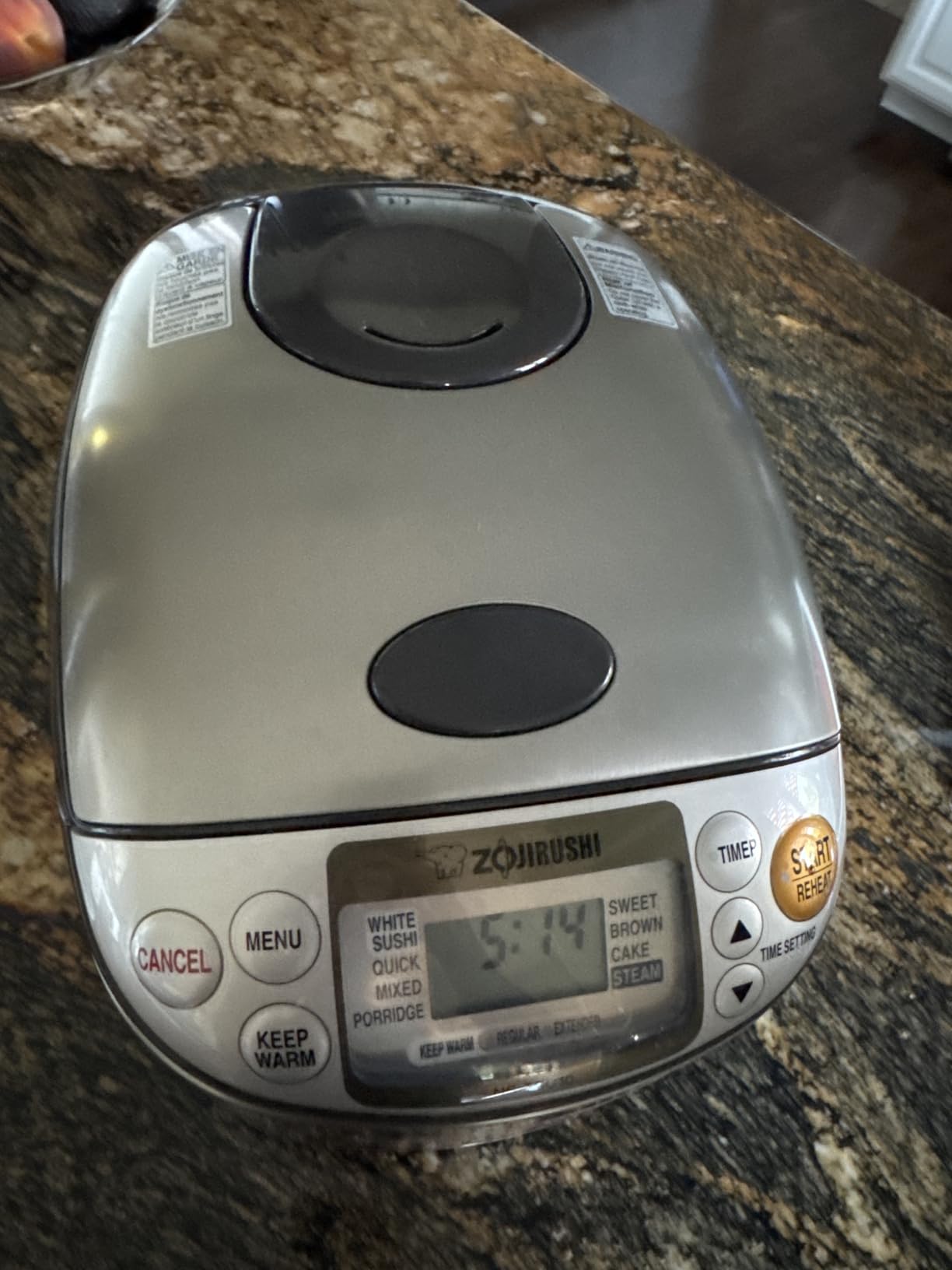 Zojirushi Ns TSC10 5.5 Cup Micom Rice Cooker and Warmer, 1.0l customer photo 2