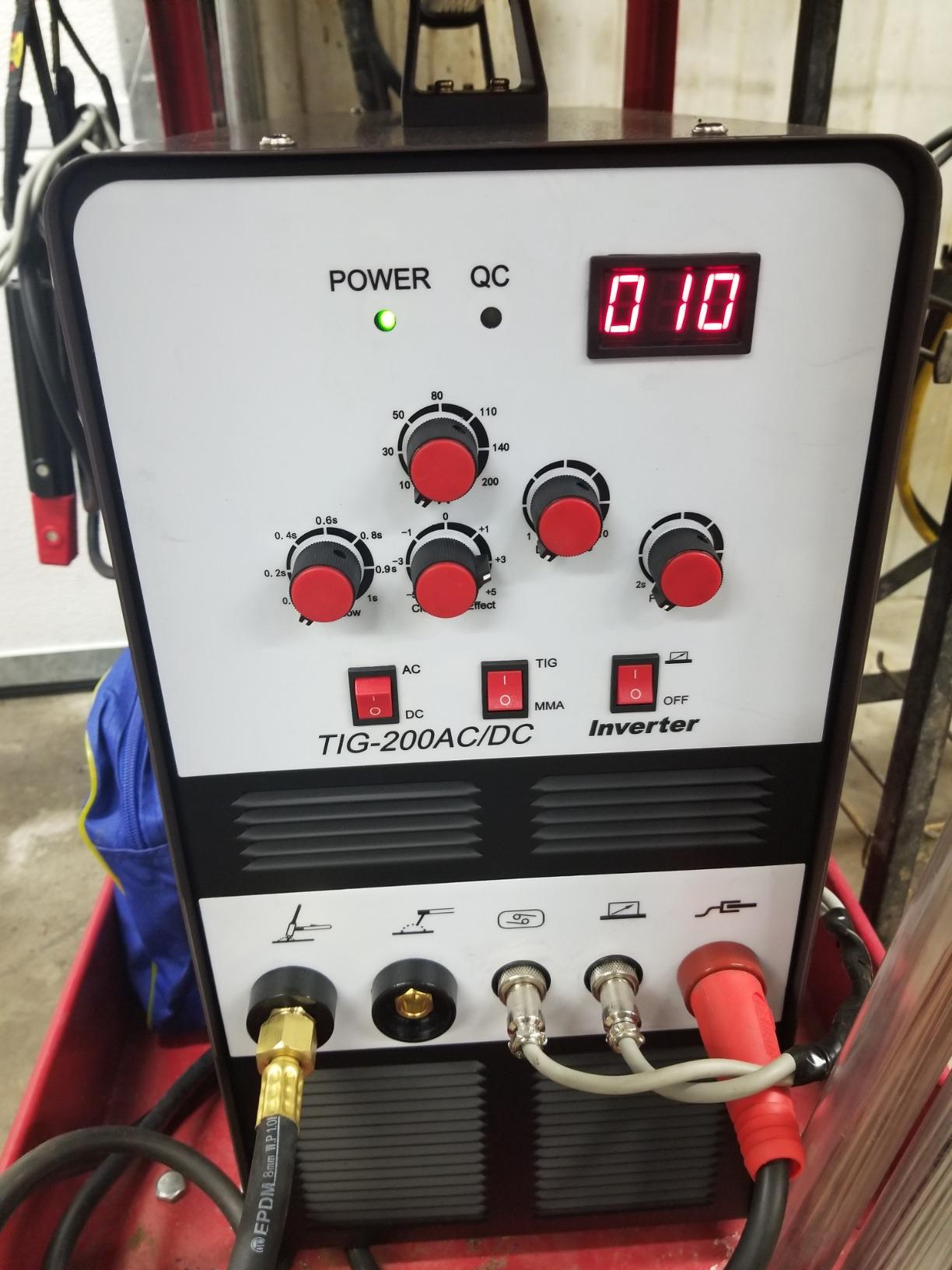 LOTOS TIG200ACDC 200A AC/DC Aluminum Tig Welder with DC Stick/Arc Welder, Square Wave Inverter with Foot Pedal and Argon Regulator 110/220V Dual Voltage Brown | Fuses 3/8