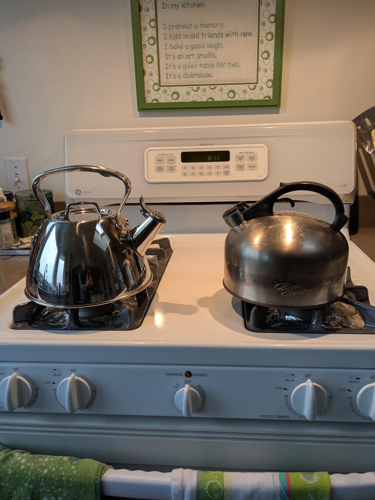 All-Clad Stainless Steel 2 Qt Stovetop Tea Kettle customer photo 1