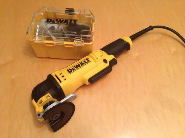 DEWALT Oscillating Tool, 3-Amp, Corded, Includes Wood Blades, Sandpaper and Tool Bag (DWE315K) customer photo 1