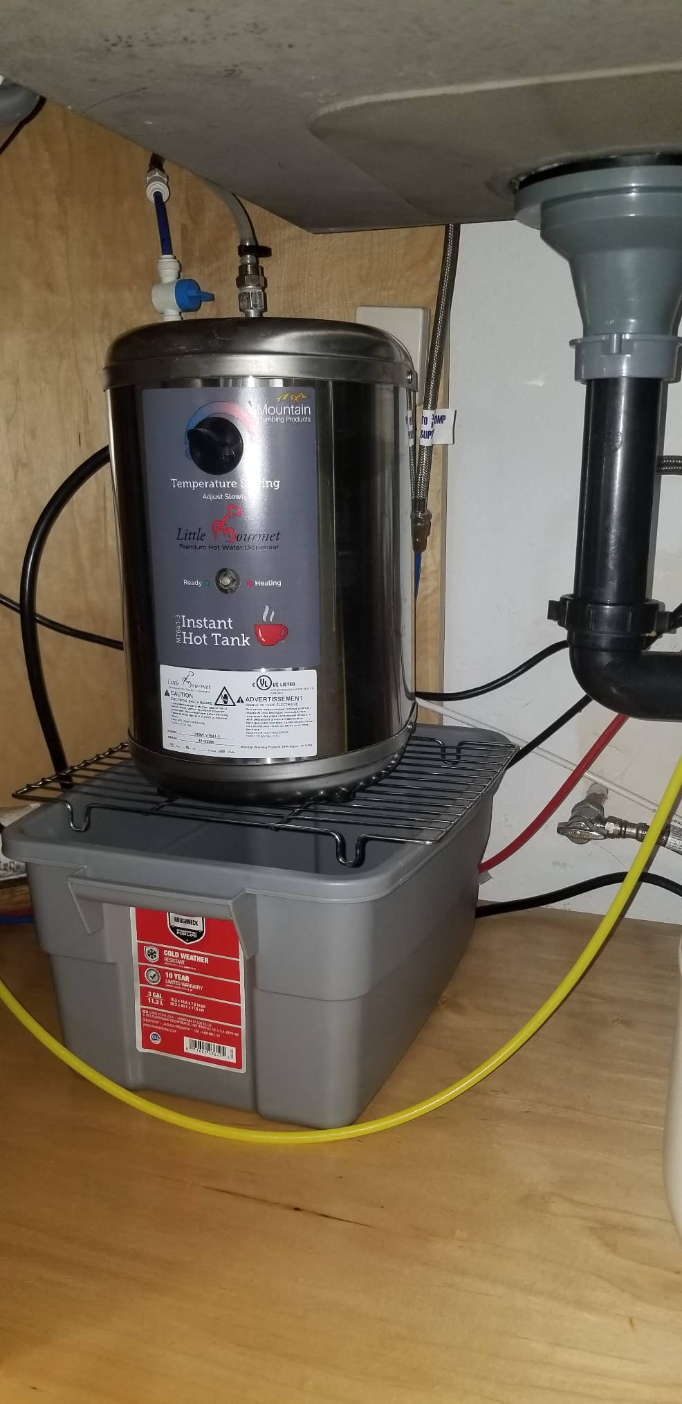 MT641-3 Premium Hot Water Dispenser customer photo 1