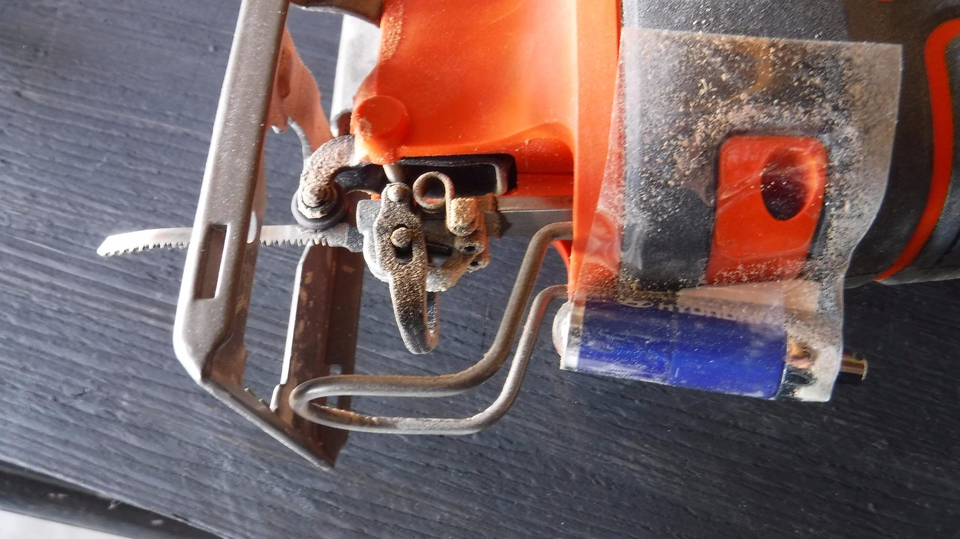 BLACK+DECKER Jig Saw, 5-Amp, 3,000 Blade Speed, 45 Degree Beveled Cuts, ¾-Inch Orbital Blade, 4 Curve Settings, Corded (BDEJS600C) customer photo 1