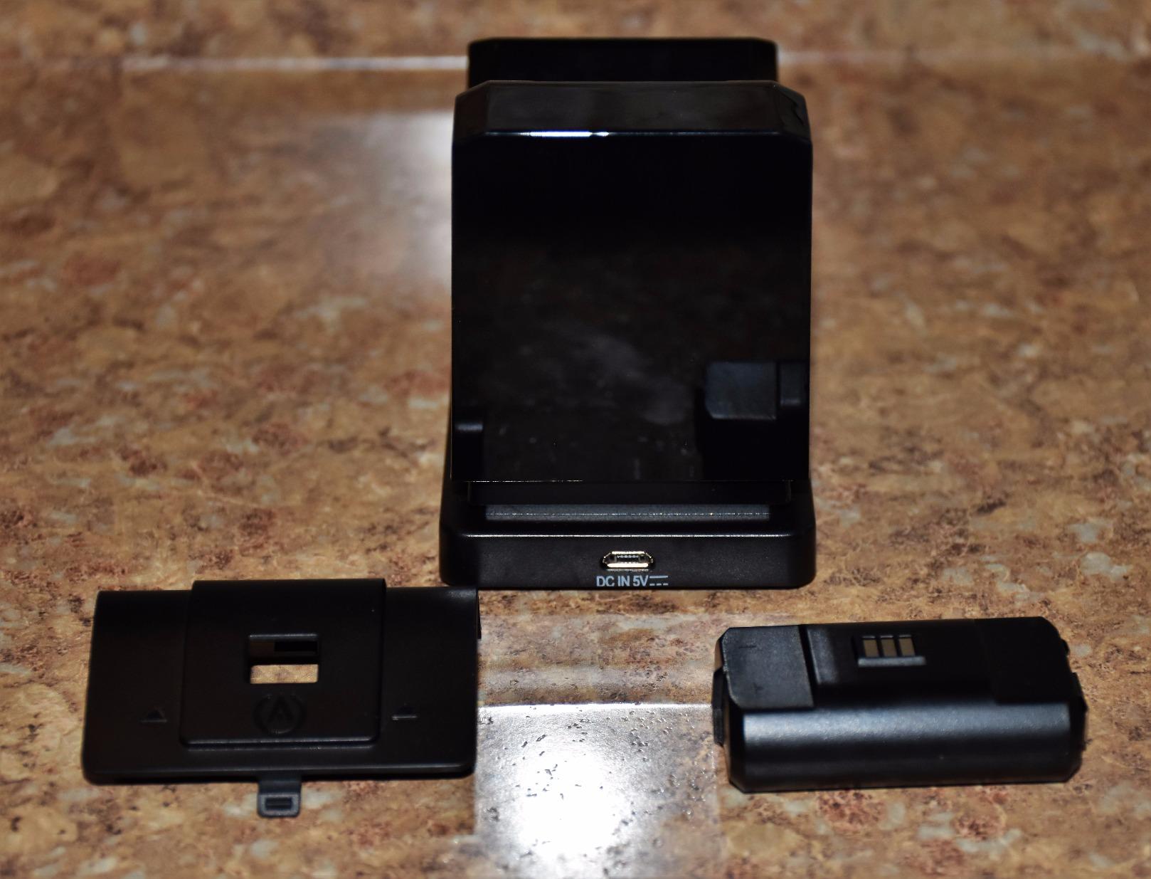 PowerA Charging Stand for Xbox One - Black customer photo 1