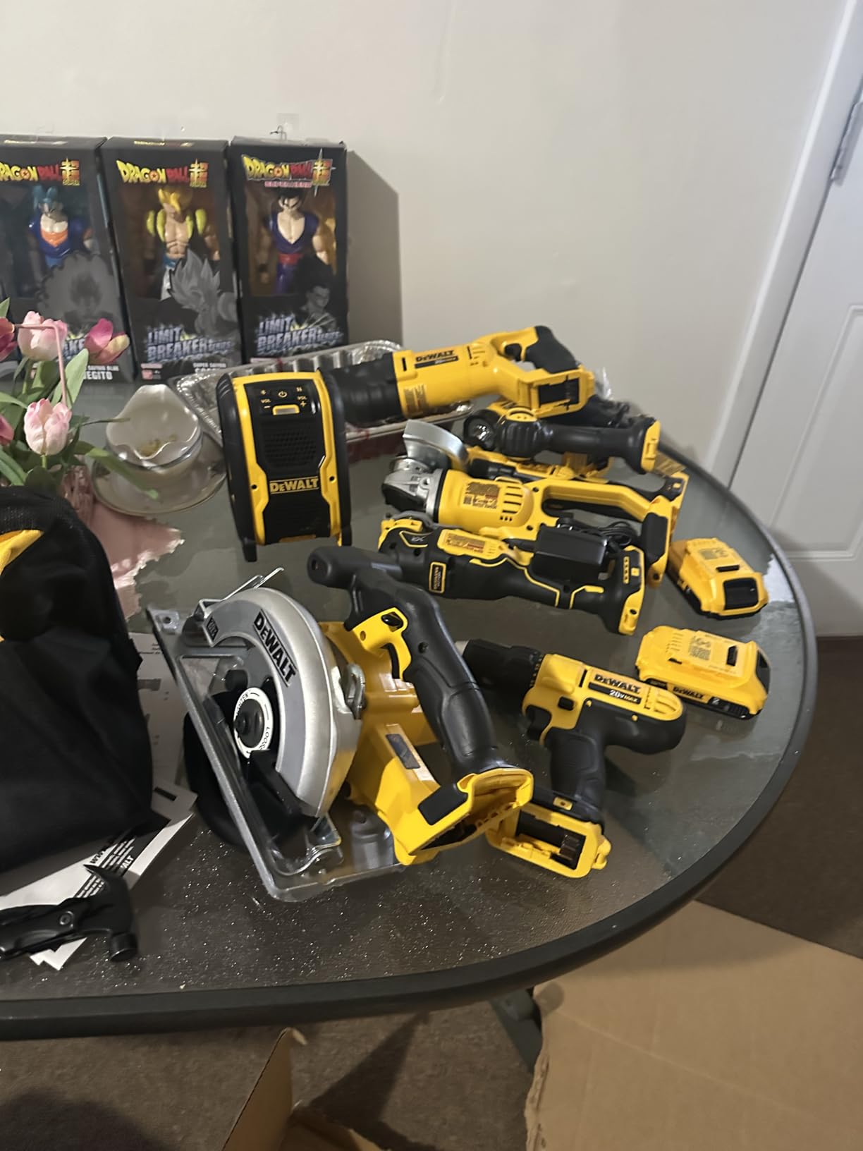 DEWALT 20V MAX Power Tools, 9 Cordless Tool Combo, Impact and Drill Driver, Oscillating Tool, Grinder,Circular and Reciprocating Saw,Right Angle Drill,Speaker,LED Light, 2 Batteries,Charger (DCK940D2) customer photo 2