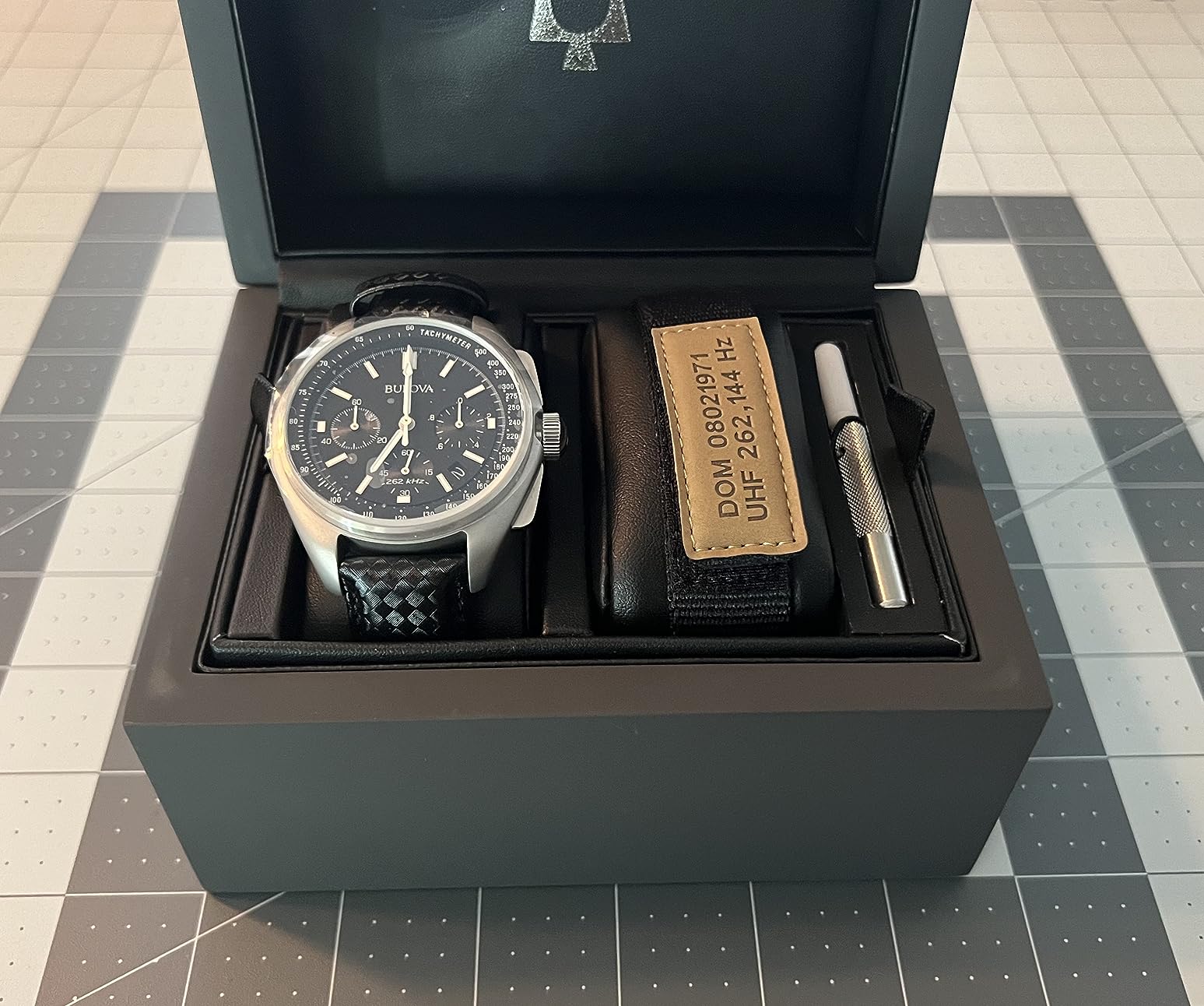 Bulova Men's Archive Series Lunar Pilot 6-Hand Chronograph High Performance Quartz Stainless Steel and Black Nylon Strap Watch Set, Sapphire Crystal Style: 96B251 customer photo 2