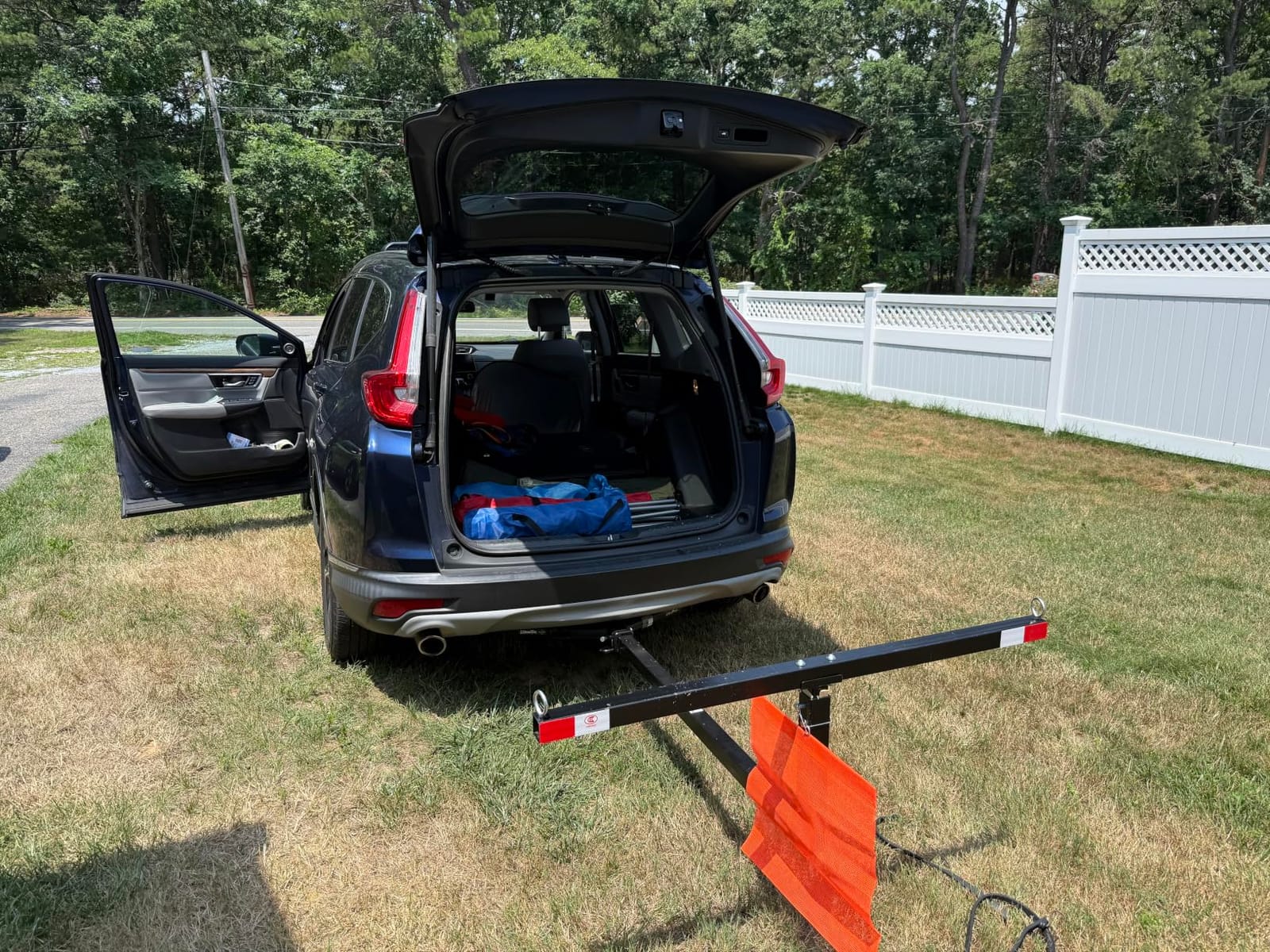 MaxxHaul 70231 Hitch Mount Pick Up Truck Bed Extender For Ladder, Rack, Canoe, Kayak, Long Pipes and Lumber) , Black , 37 x 19 x 3 inches customer photo 1
