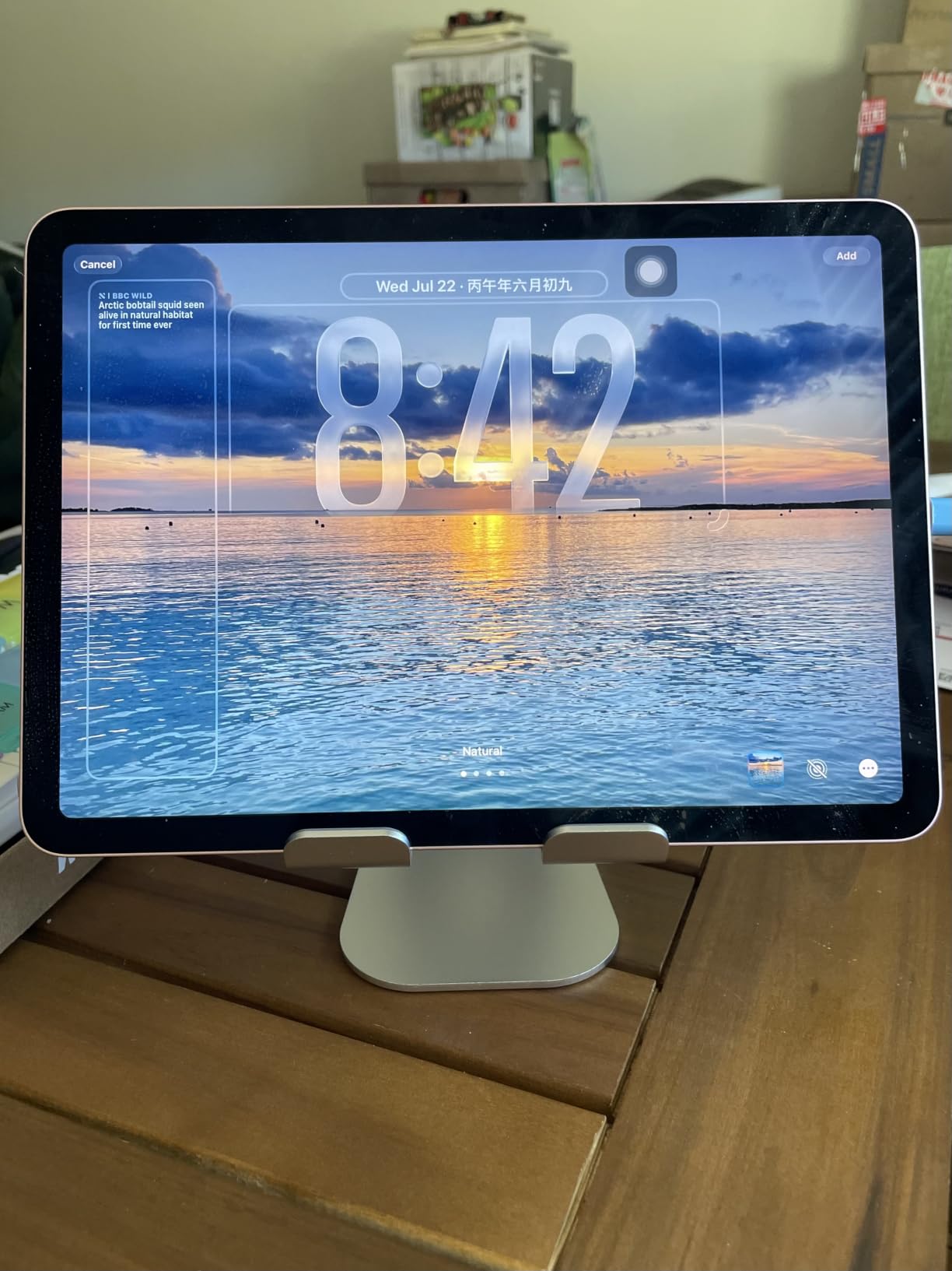 Lamicall iPad Stand Adjustable Tablet Holder, Sturdy Aluminum, Multi-Angle customer photo 1