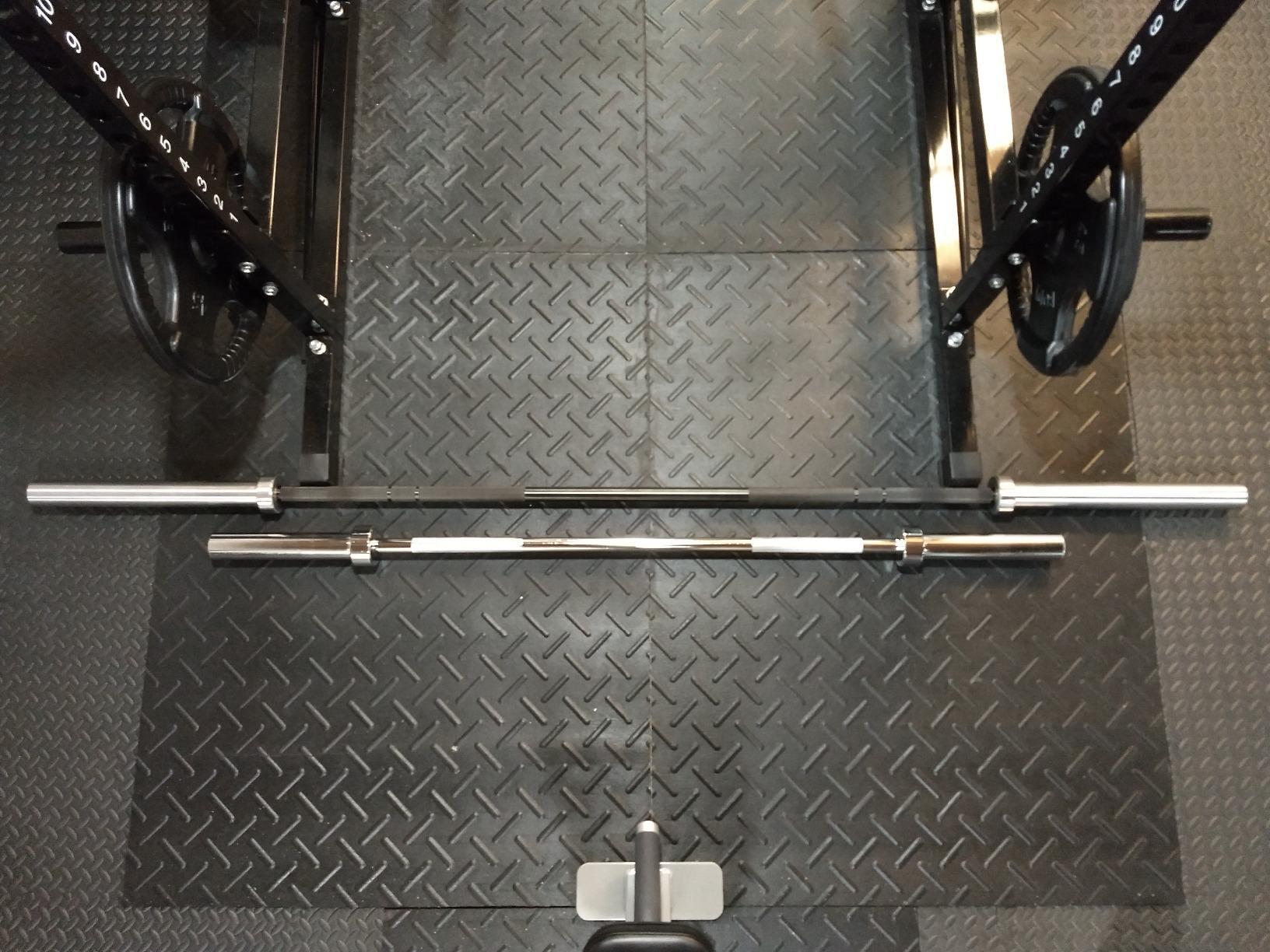 Titan Fitness 60in Olympic Weightlifting Barbell, 500 LB Capacity, 28mm Grip Shaft, Chrome Finish, Bronze Bushings, Olympic-Sized Weight Sleeves customer photo 2