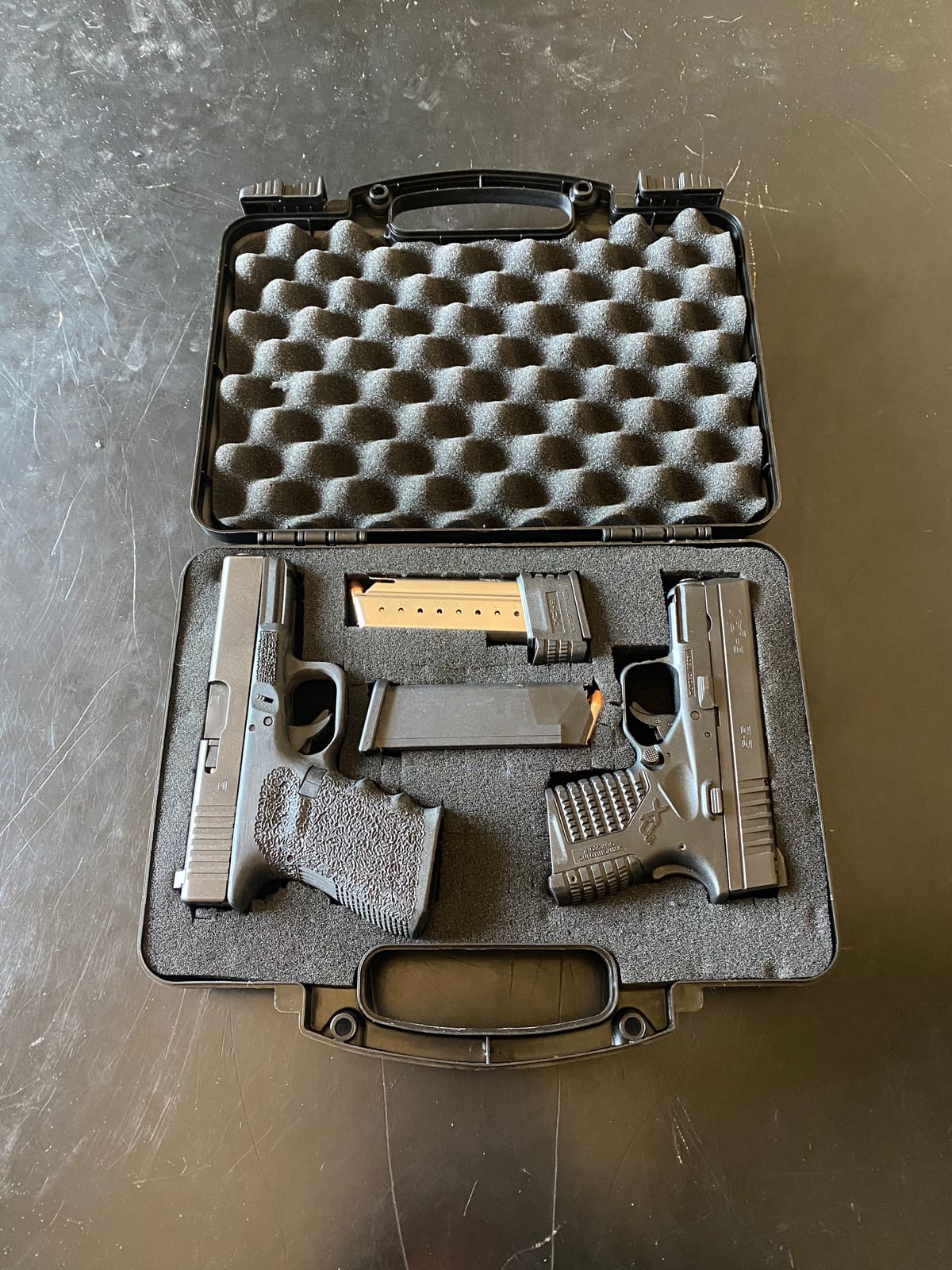 TSA Approved Pistol Range Case, Hard Lockable Handgun Revolver Gun Storage customer photo 2