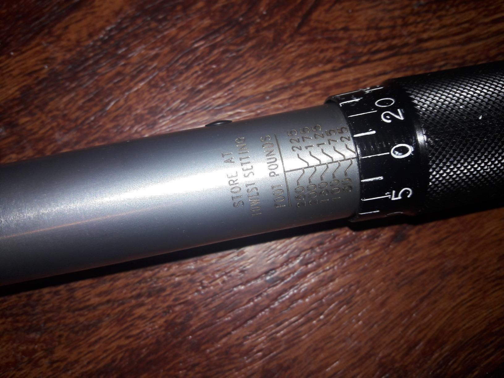 EPAuto 1/2-Inch Drive Click Torque Wrench,25-250 ft.-lb./33.9~338.9 Nm customer photo 1