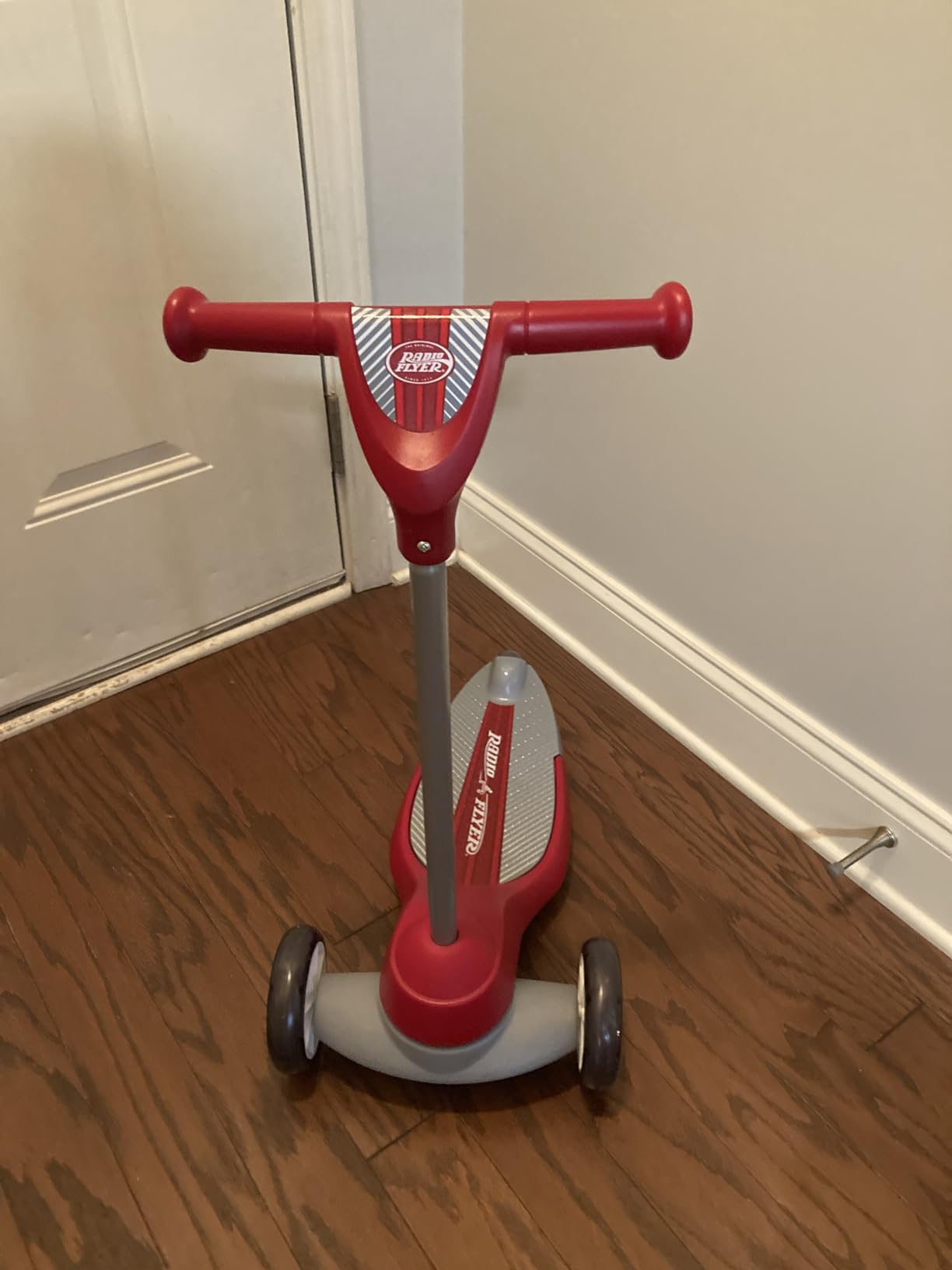 Radio Flyer My 1st Scooter, For Kids 2-5 Years Old, Red customer photo 1