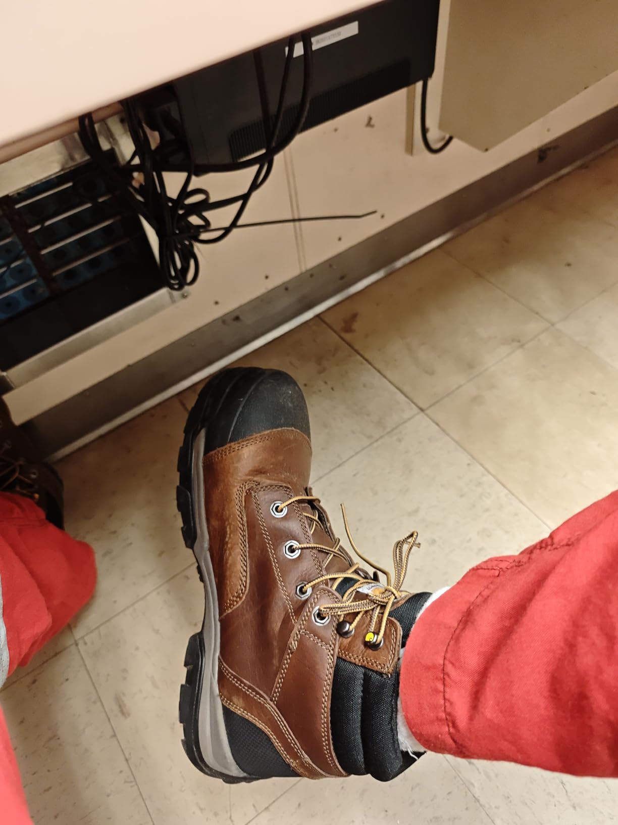 Carhartt Men's Ground Force 6” Waterproof Composite Toe Boot customer photo 1