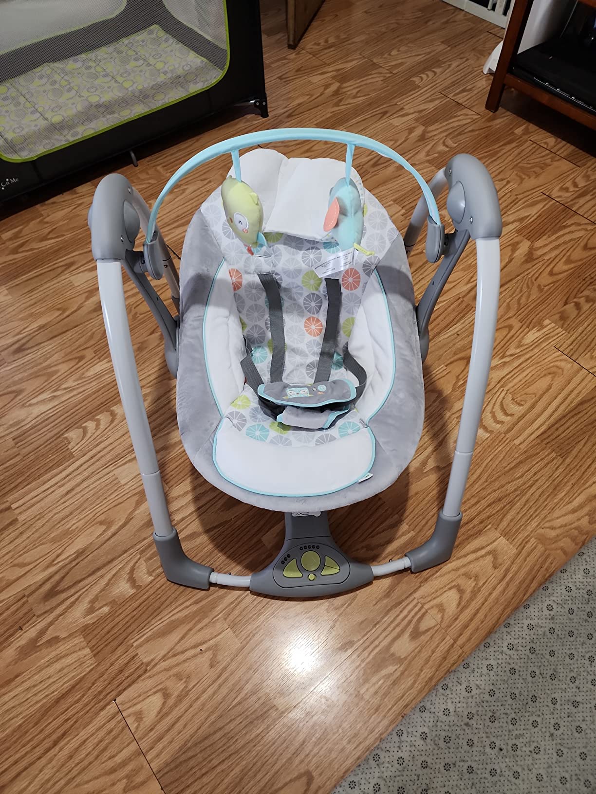 Ingenuity Swing 'n Go Lightweight Portable Baby Swing, Newborn to 9 Months customer photo 1