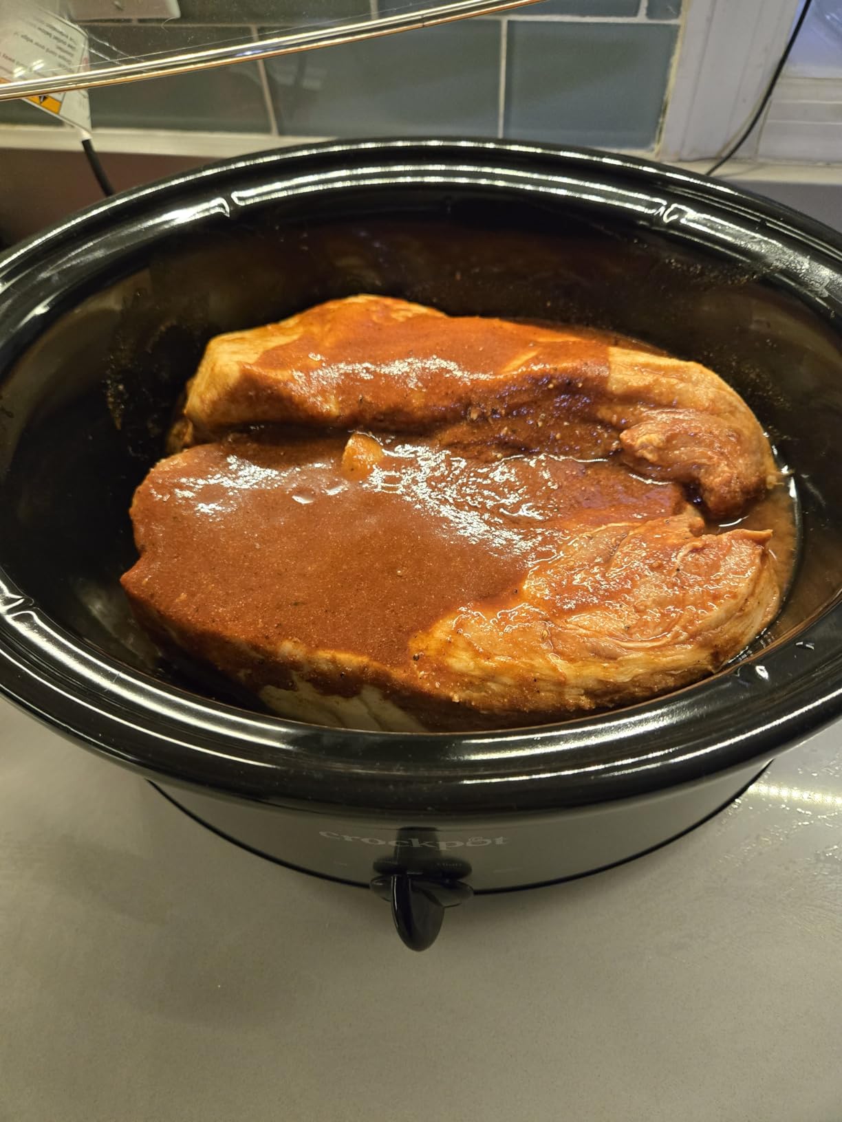 Crock-Pot 8-Quart Manual Slow Cooker, XL Family Size Serves 10+ People, Removable Stoneware with Warming Setting, Dishwasher Safe for Easy Cleanup, Red customer photo 1
