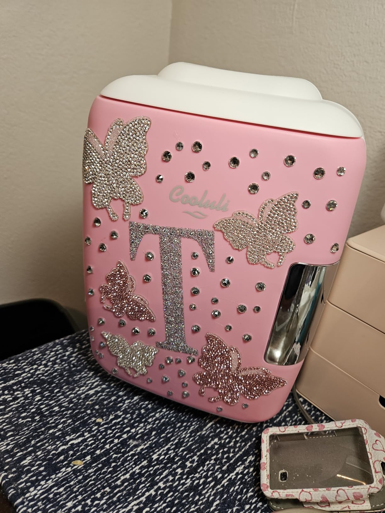 Cooluli Mini Fridge for Bedroom - Car, Office Desk & Dorm Room - Portable 4L/6 Can Electric Plug In Cooler & Warmer for Food, Drinks, Skincare Beauty & Makeup - 12v AC/DC & Exclusive USB Option, Black customer photo 2