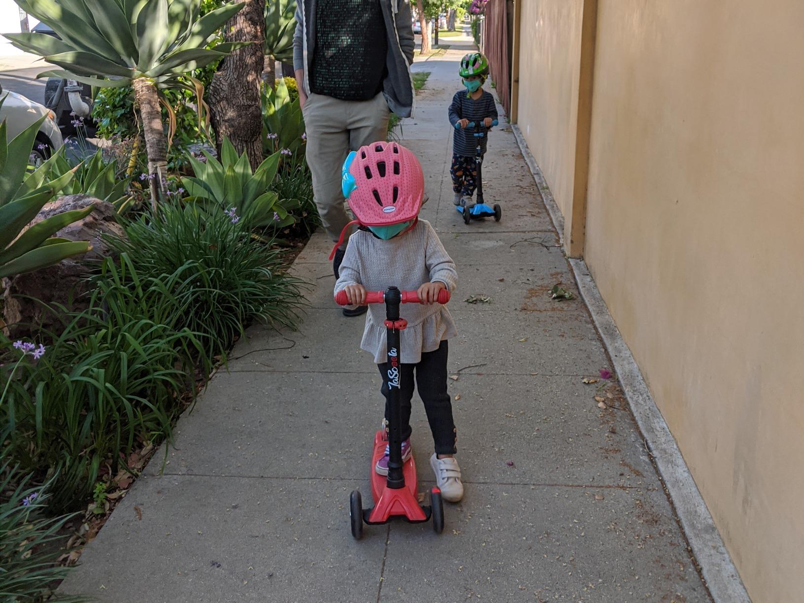 LaScoota 2-in-1 Kids Kick Scooter for Boys & Girls with Seat customer photo 1