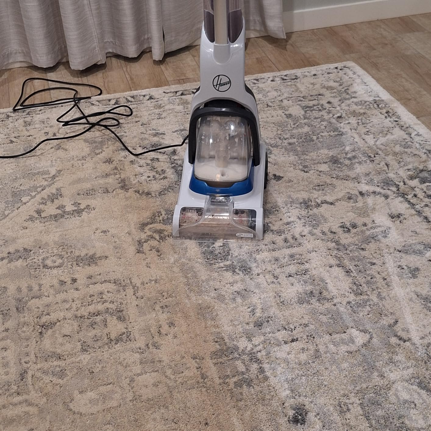 Hoover PowerDash Pet Compact Carpet Cleaner Machine, Lightweight Design | HeatForce Fast Drying, Antimicrobial Brush Roll, Pair with a Hoover Carpet Cleaner Solution customer photo 2